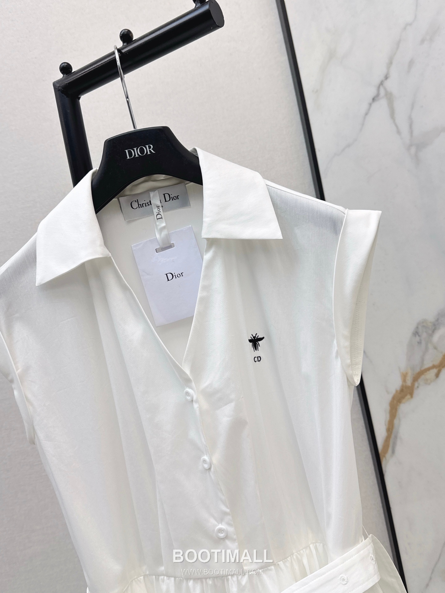 Dior 2026 S/S Polyester Dress Bee Embroidered Logo Detail 디올 폴리에스터 드레스 비 자수 로고 디테일 13