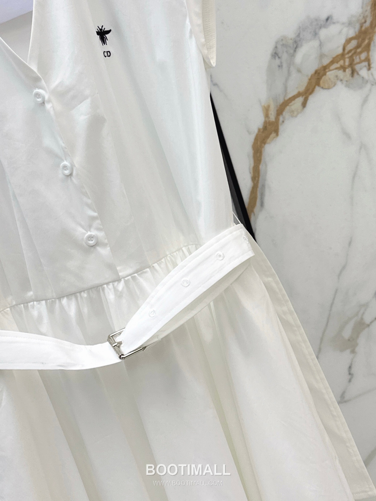 Dior 2026 S/S Polyester Dress Bee Embroidered Logo Detail 디올 폴리에스터 드레스 비 자수 로고 디테일 15