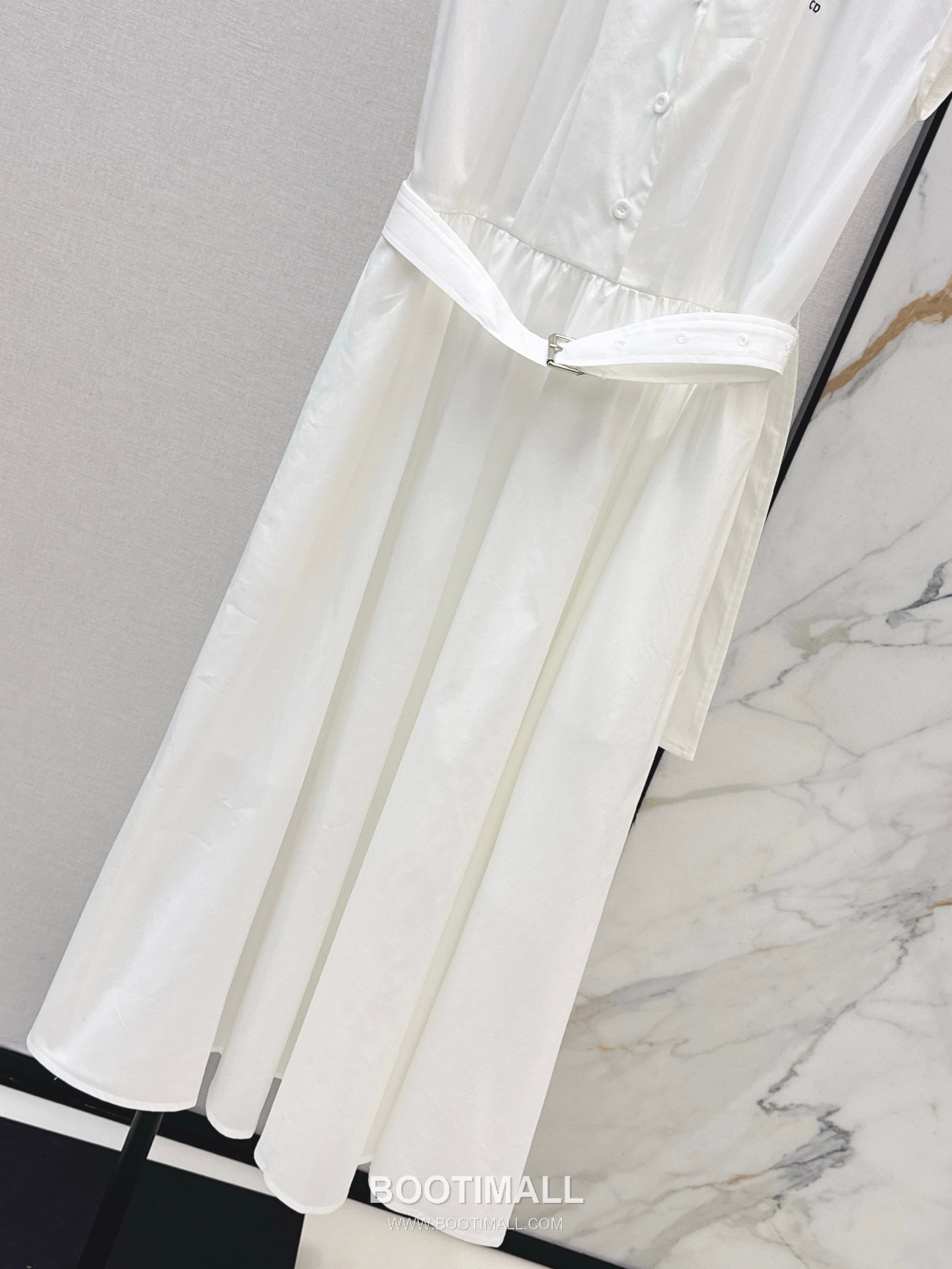 Dior 2026 S/S Polyester Dress Bee Embroidered Logo Detail 디올 폴리에스터 드레스 비 자수 로고 디테일 16