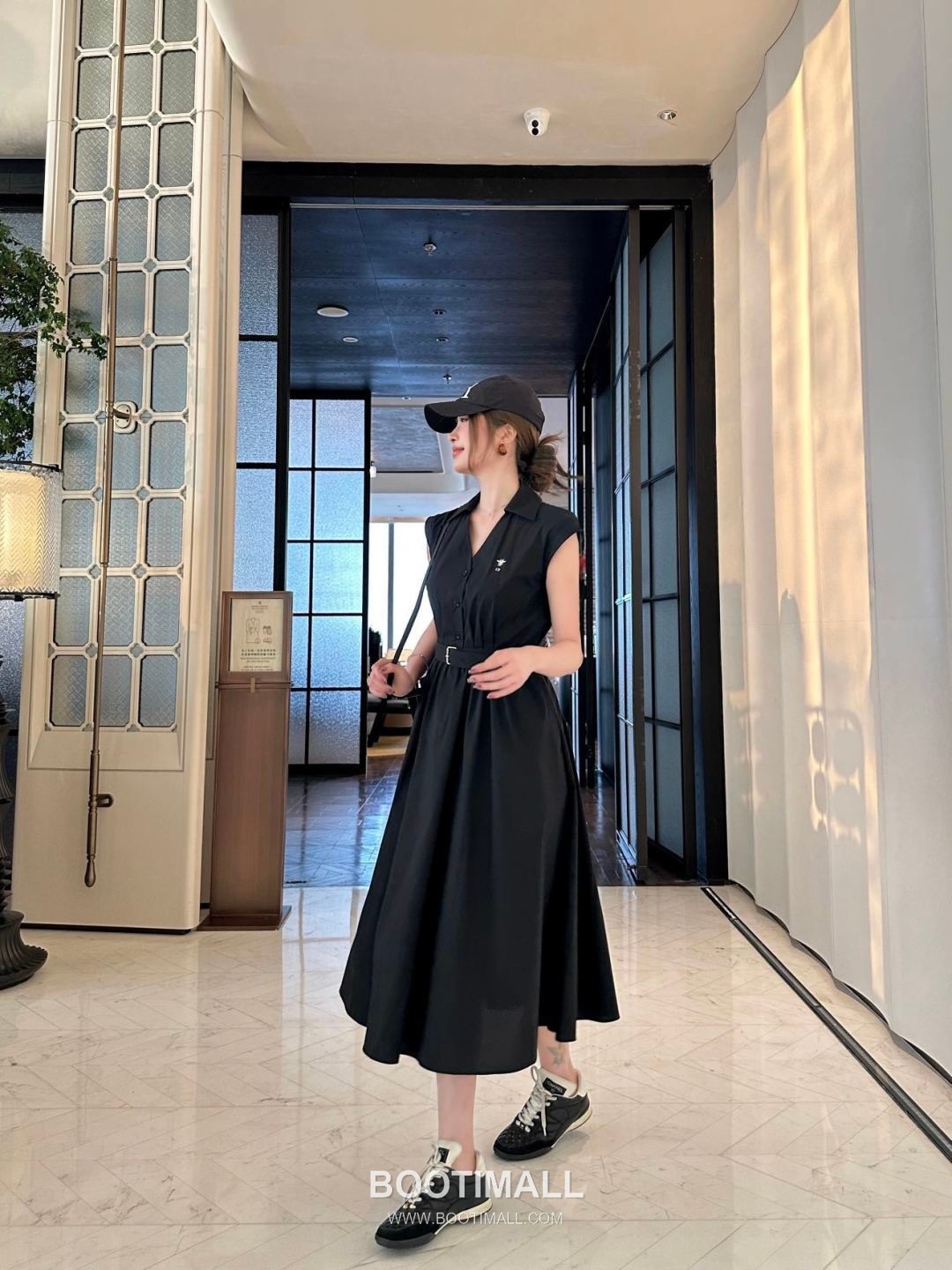 Dior 2026 S/S Polyester Dress Bee Embroidered Logo Detail 디올 폴리에스터 드레스 비 자수 로고 디테일 3