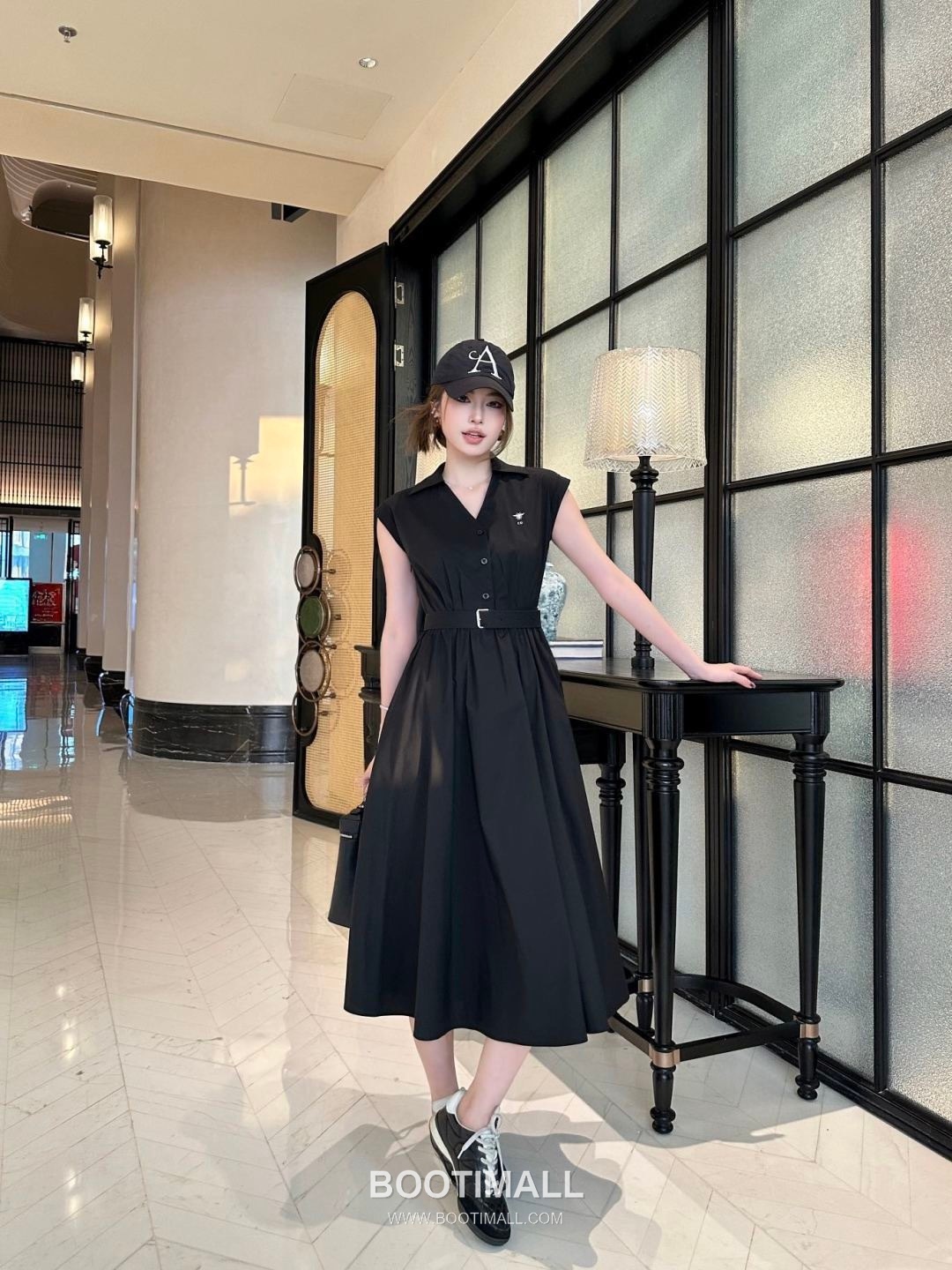 Dior 2026 S/S Polyester Dress Bee Embroidered Logo Detail 디올 폴리에스터 드레스 비 자수 로고 디테일 4