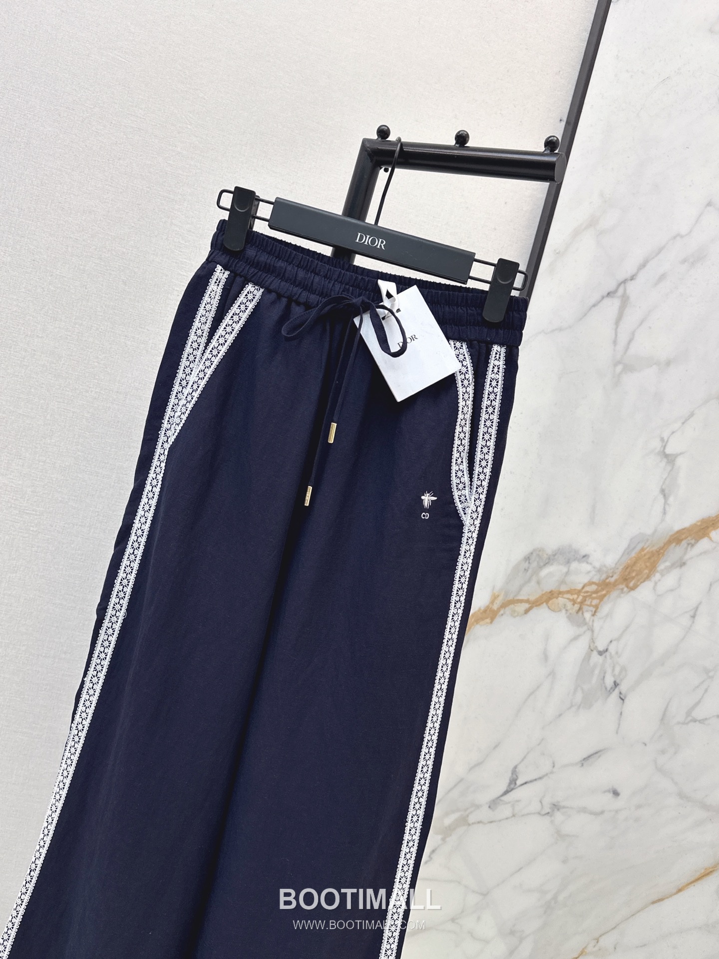 Dior 2026 S/S Linen Blend Pants Straight Fit Lace Detail 디올 린넨 블렌드 팬츠 스트레이트 핏 레이스 디테일 12