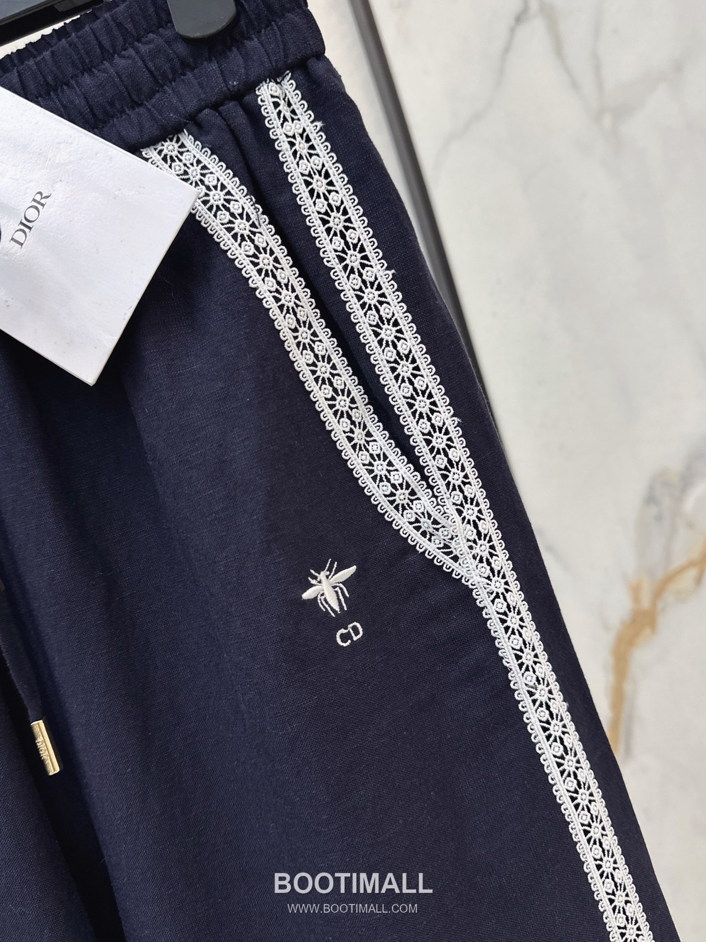 Dior 2026 S/S Linen Blend Pants Straight Fit Lace Detail 디올 린넨 블렌드 팬츠 스트레이트 핏 레이스 디테일 15