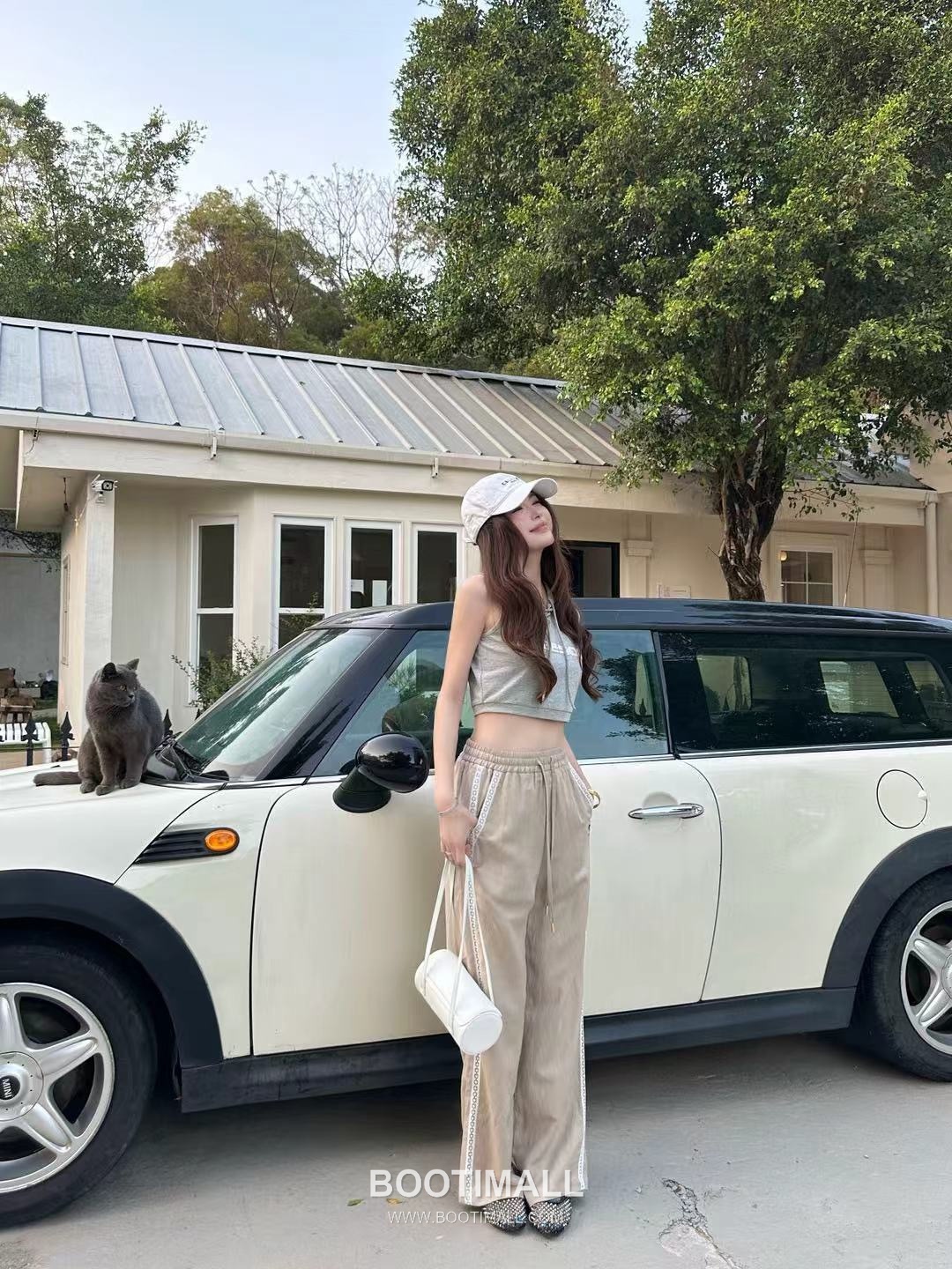 Dior 2026 S/S Linen Blend Pants Straight Fit Lace Detail 디올 린넨 블렌드 팬츠 스트레이트 핏 레이스 디테일 3