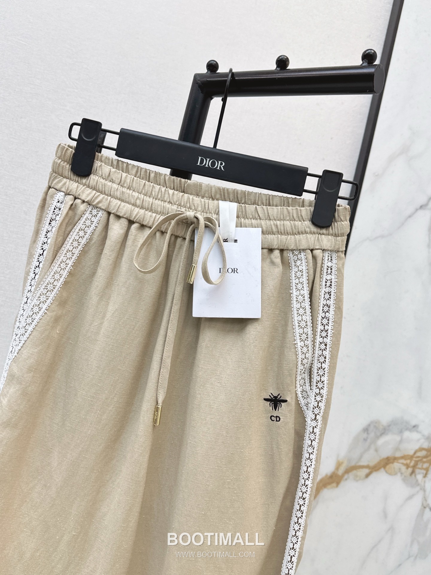 Dior 2026 S/S Linen Blend Pants Straight Fit Lace Detail 디올 린넨 블렌드 팬츠 스트레이트 핏 레이스 디테일 13