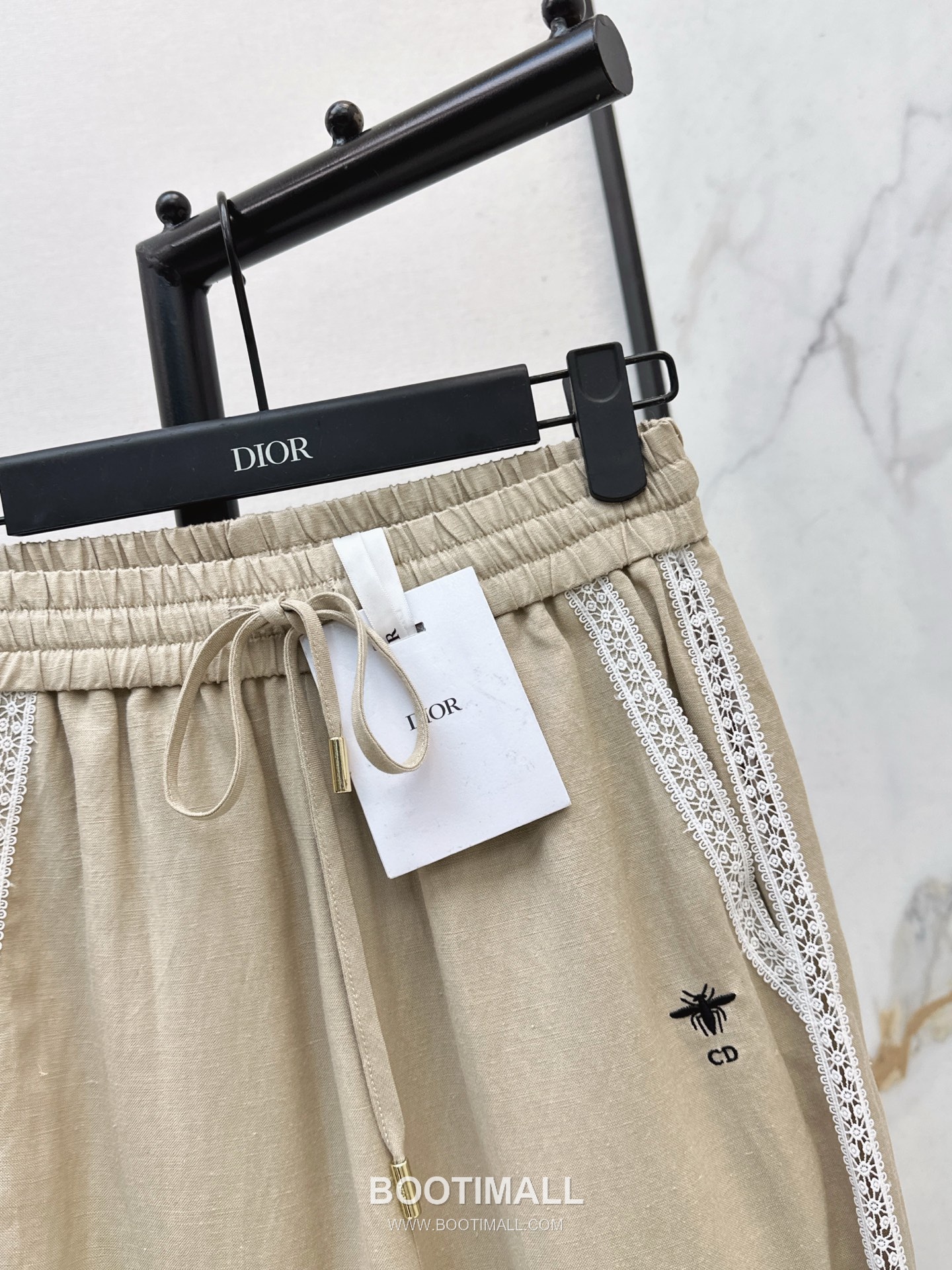 Dior 2026 S/S Linen Blend Pants Straight Fit Lace Detail 디올 린넨 블렌드 팬츠 스트레이트 핏 레이스 디테일 14