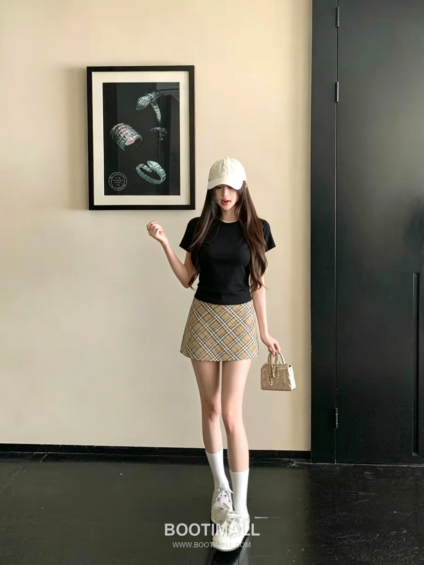 Burberry 2026 S/S Cotton Polyester Set Cropped T-Shirt Check Skirt Lace Detail 버버리 코튼 폴리에스터 세트 크롭 티셔츠 체크 스커트 레이스 디테일 12