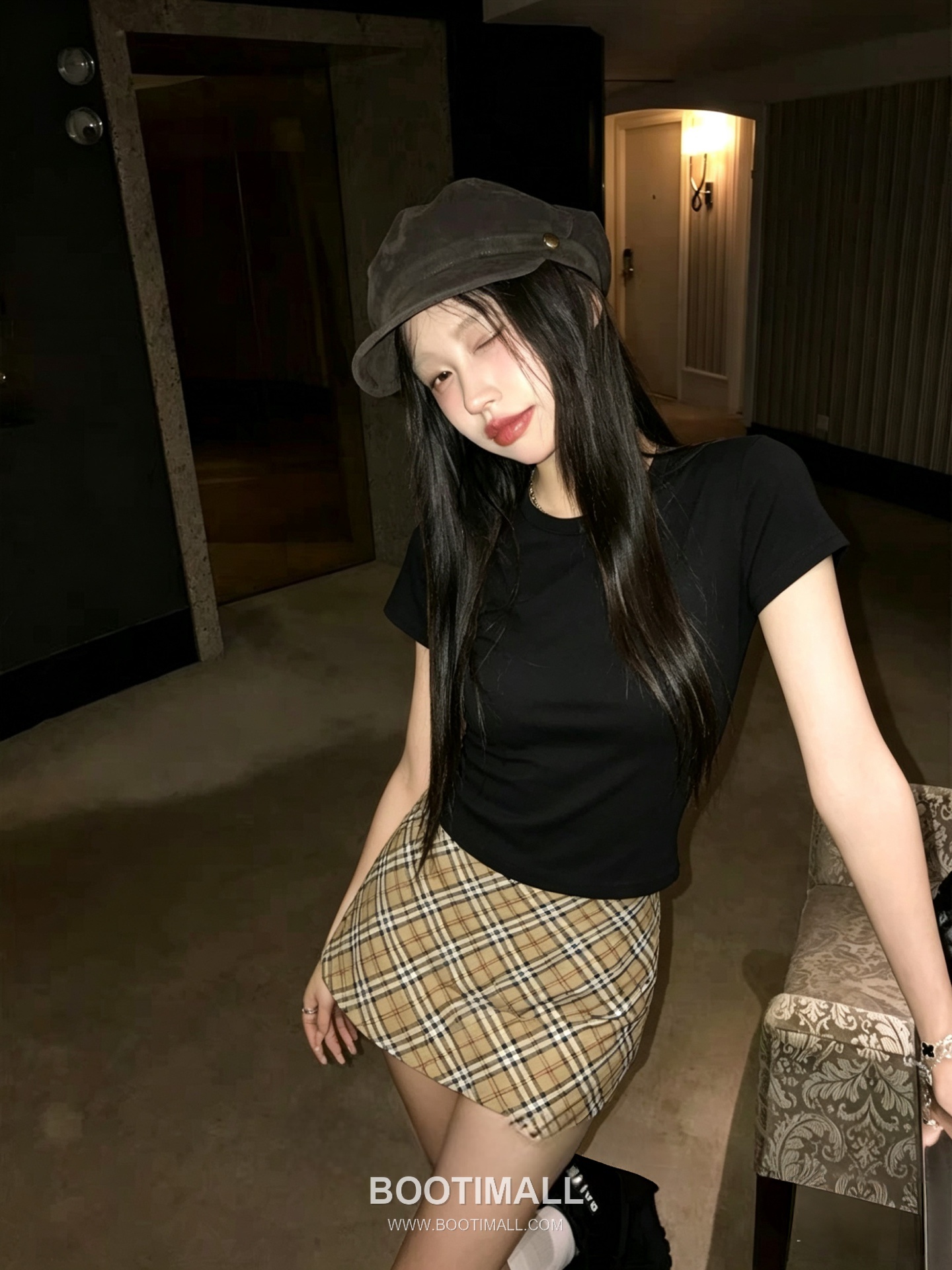 Burberry 2026 S/S Cotton Polyester Set Cropped T-Shirt Check Skirt Lace Detail 버버리 코튼 폴리에스터 세트 크롭 티셔츠 체크 스커트 레이스 디테일 13