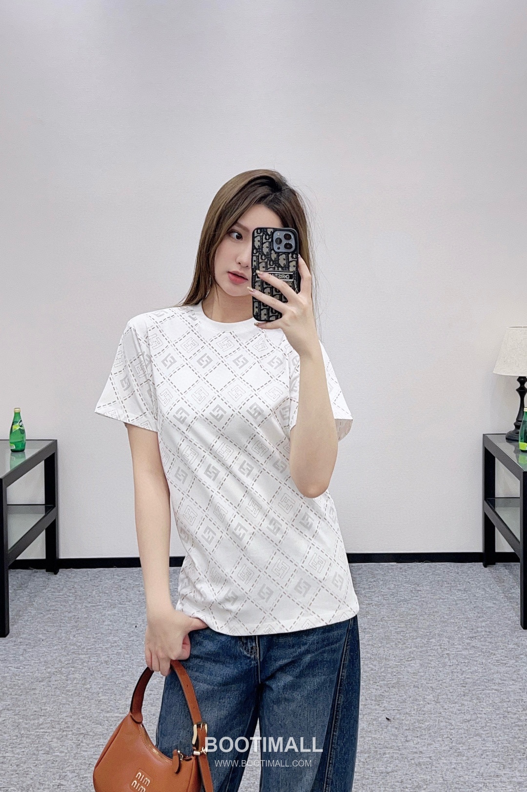 Fendi 2025 S/S Cotton T-Shirt Allover FF Diamond Print Logo Detail 펜디 코튼 티셔츠 올오버 FF 다이아몬드 프린트 로고 디테일 1