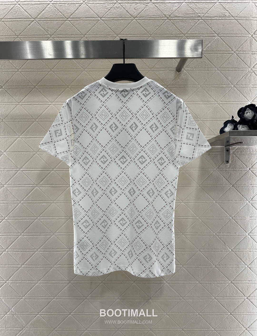 Fendi 2025 S/S Cotton T-Shirt Allover FF Diamond Print Logo Detail 펜디 코튼 티셔츠 올오버 FF 다이아몬드 프린트 로고 디테일 9