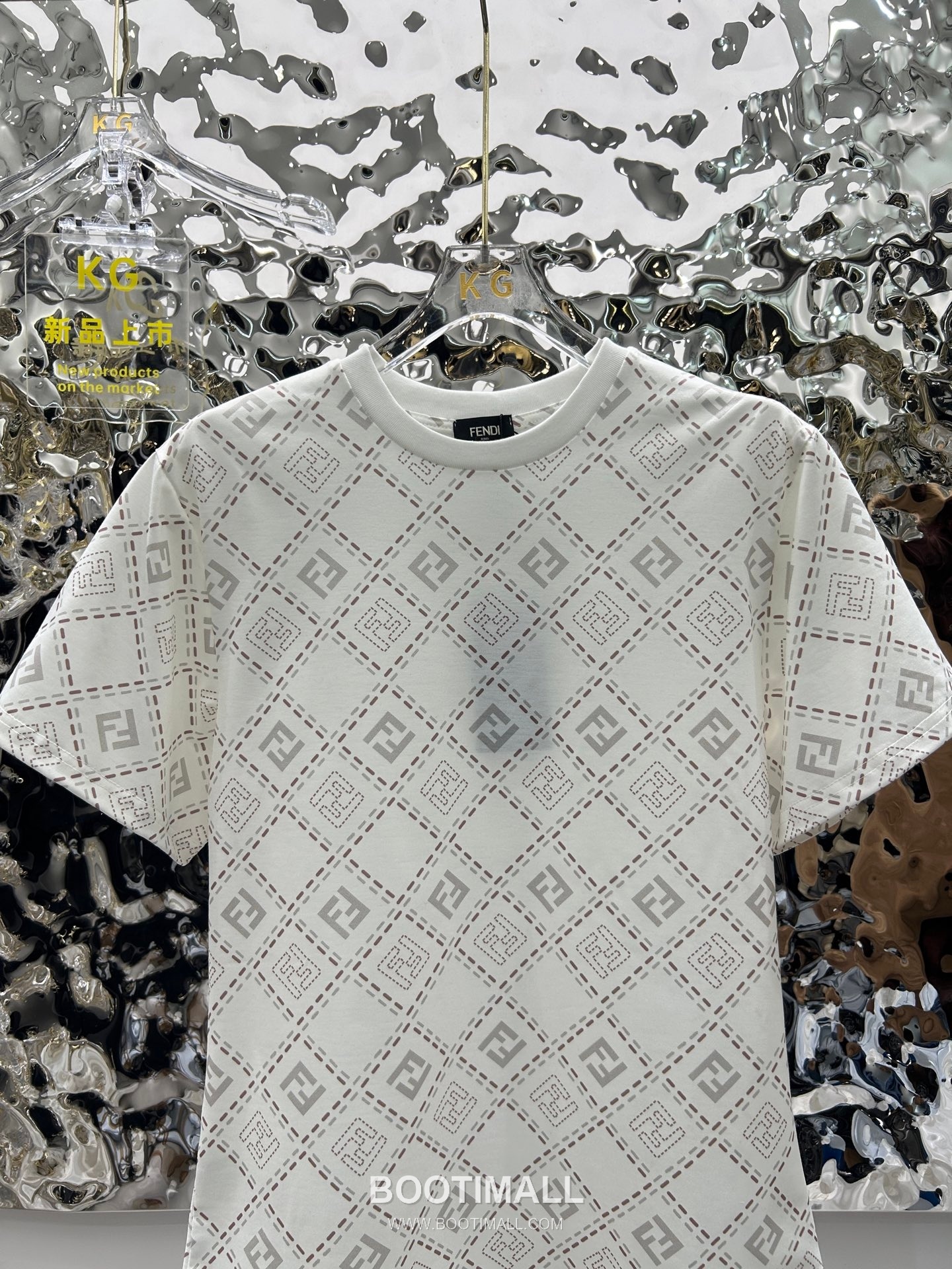 Fendi 2025 S/S Cotton T-Shirt Allover FF Diamond Print Logo Detail 펜디 코튼 티셔츠 올오버 FF 다이아몬드 프린트 로고 디테일 17