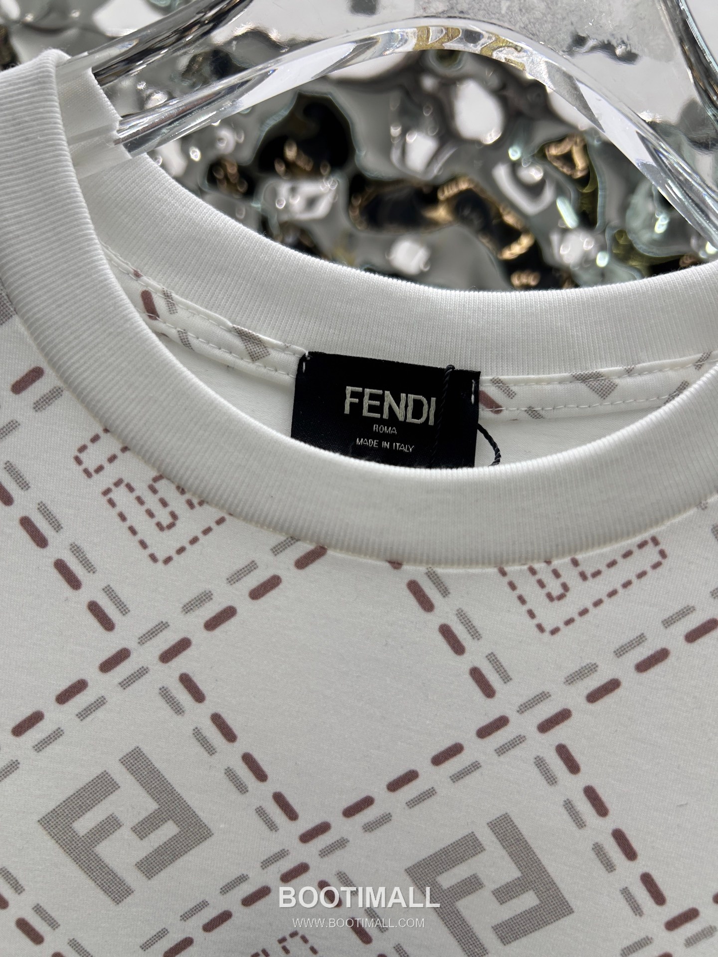 Fendi 2025 S/S Cotton T-Shirt Allover FF Diamond Print Logo Detail 펜디 코튼 티셔츠 올오버 FF 다이아몬드 프린트 로고 디테일 20
