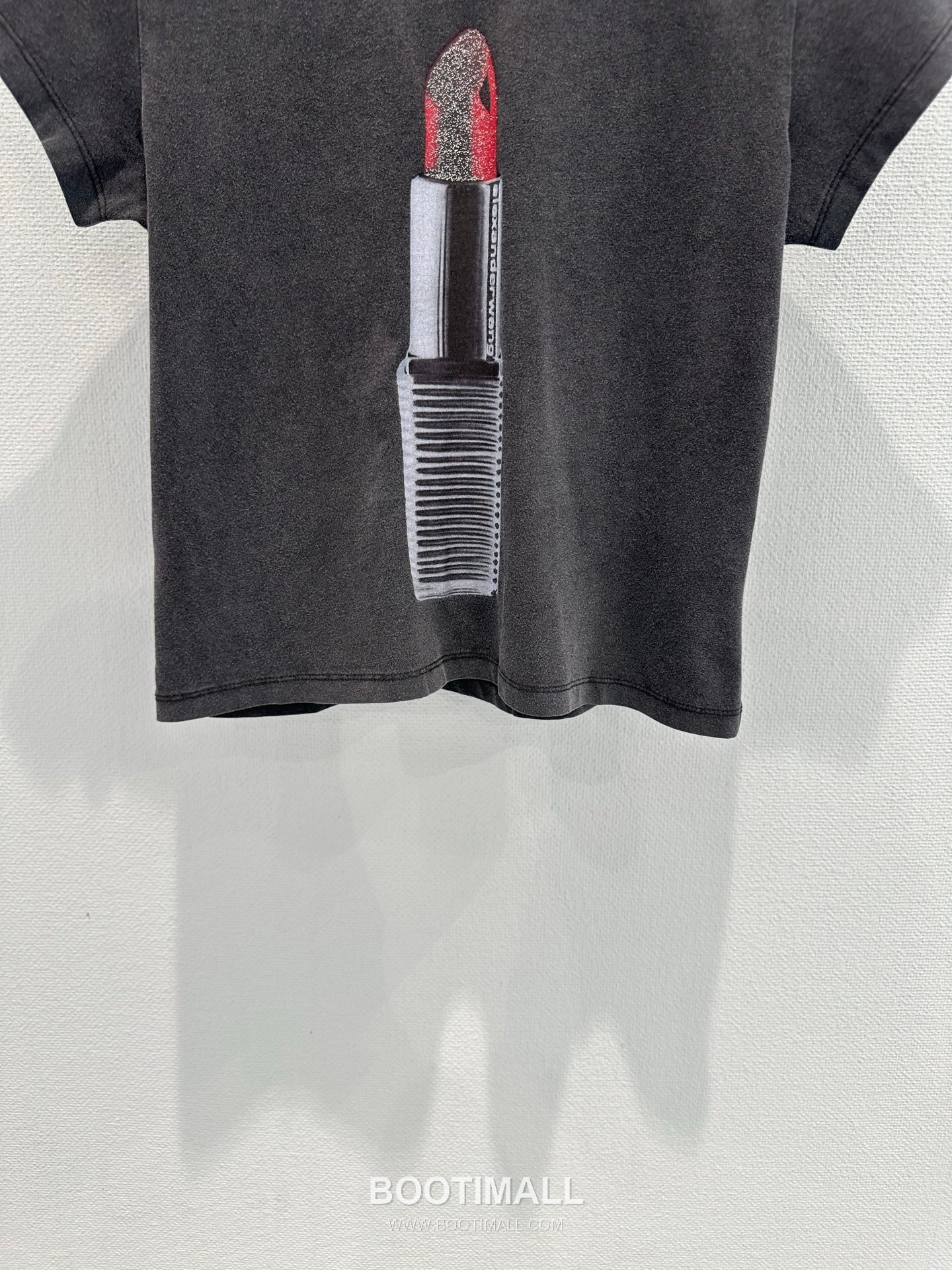 Alexander Wang 2026 S/S Cotton T-Shirt 3D Lipstick Print Logo Detail 알렉산더왕 코튼 티셔츠 3D 립스틱 프린트 로고 디테일 5