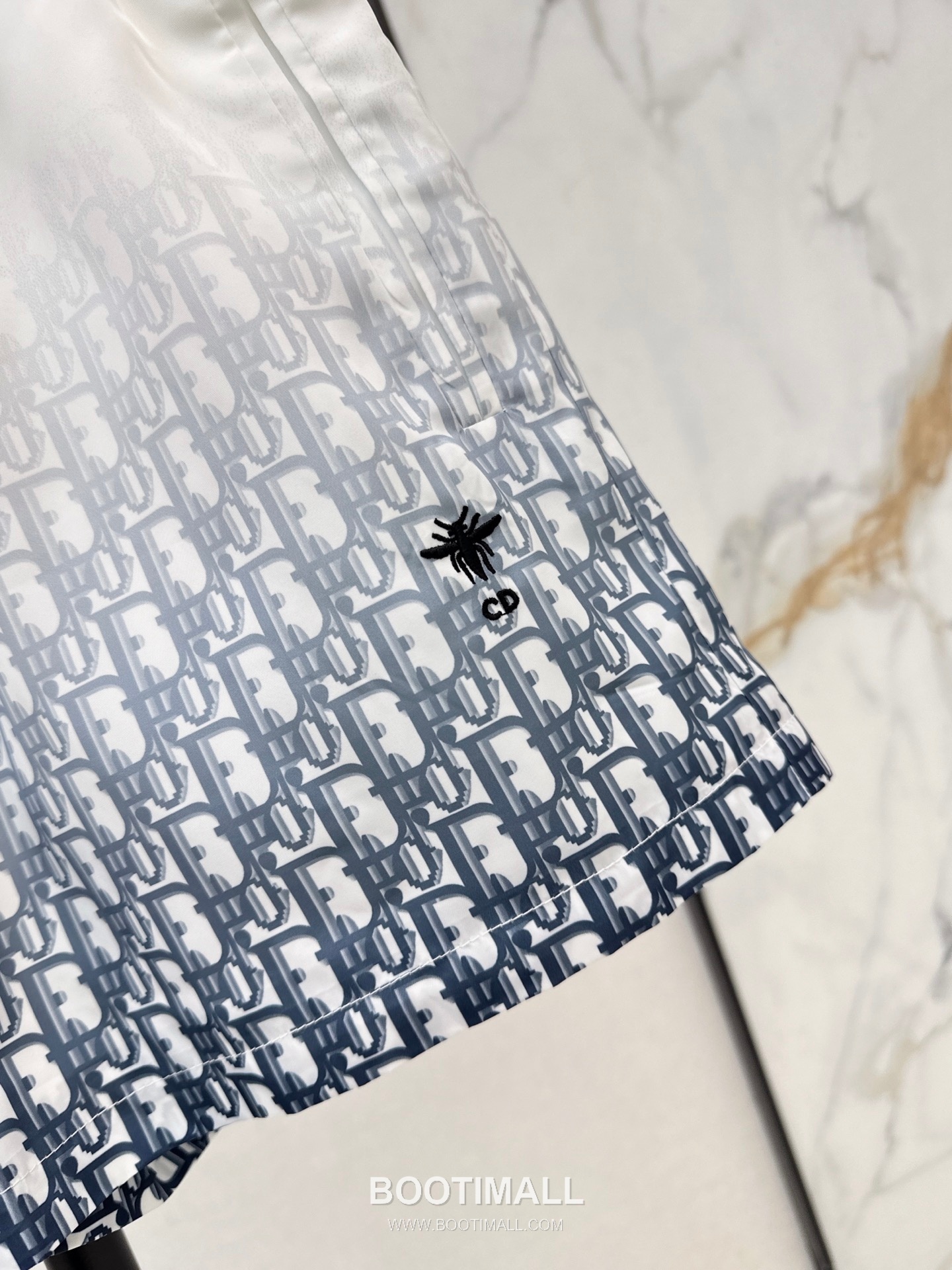 Dior 2026 S/S Polyester Shorts Gradient Logo Elastic Waist Detail 디올 폴리에스터 쇼츠 그라디언트 로고 밴딩 허리 디테일 6