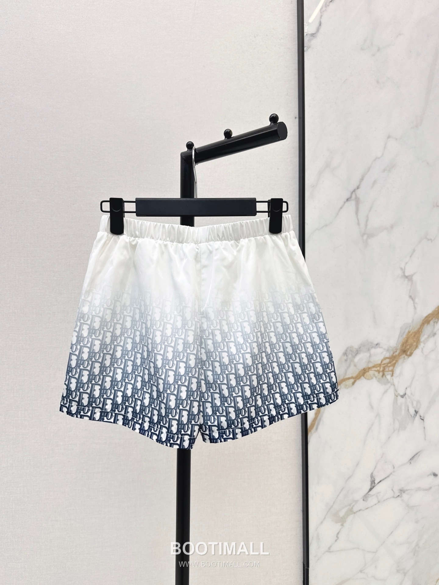 Dior 2026 S/S Polyester Shorts Gradient Logo Elastic Waist Detail 디올 폴리에스터 쇼츠 그라디언트 로고 밴딩 허리 디테일 8