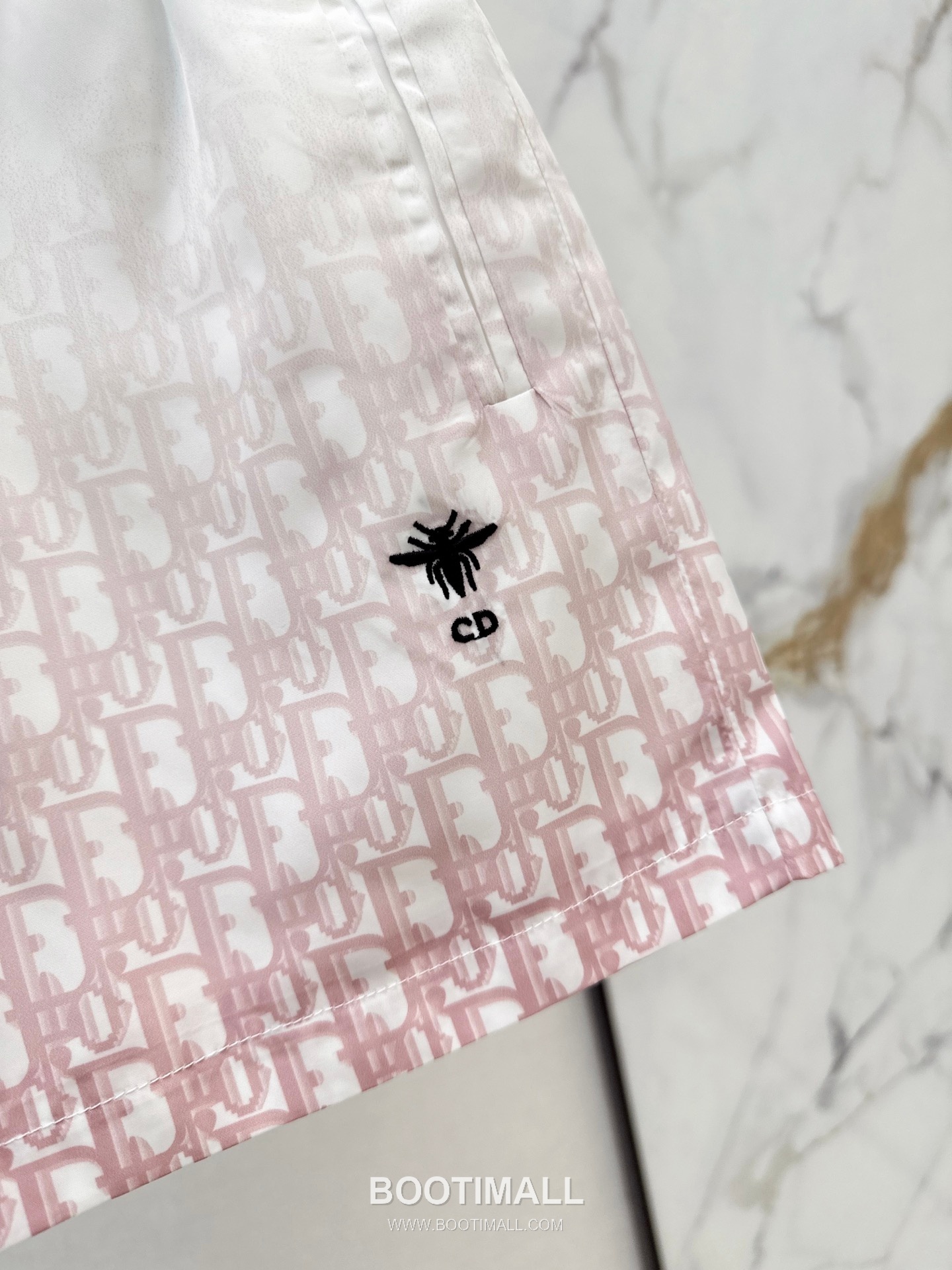 Dior 2026 S/S Polyester Shorts Gradient Logo Elastic Waist Detail 디올 폴리에스터 쇼츠 그라디언트 로고 밴딩 허리 디테일 5