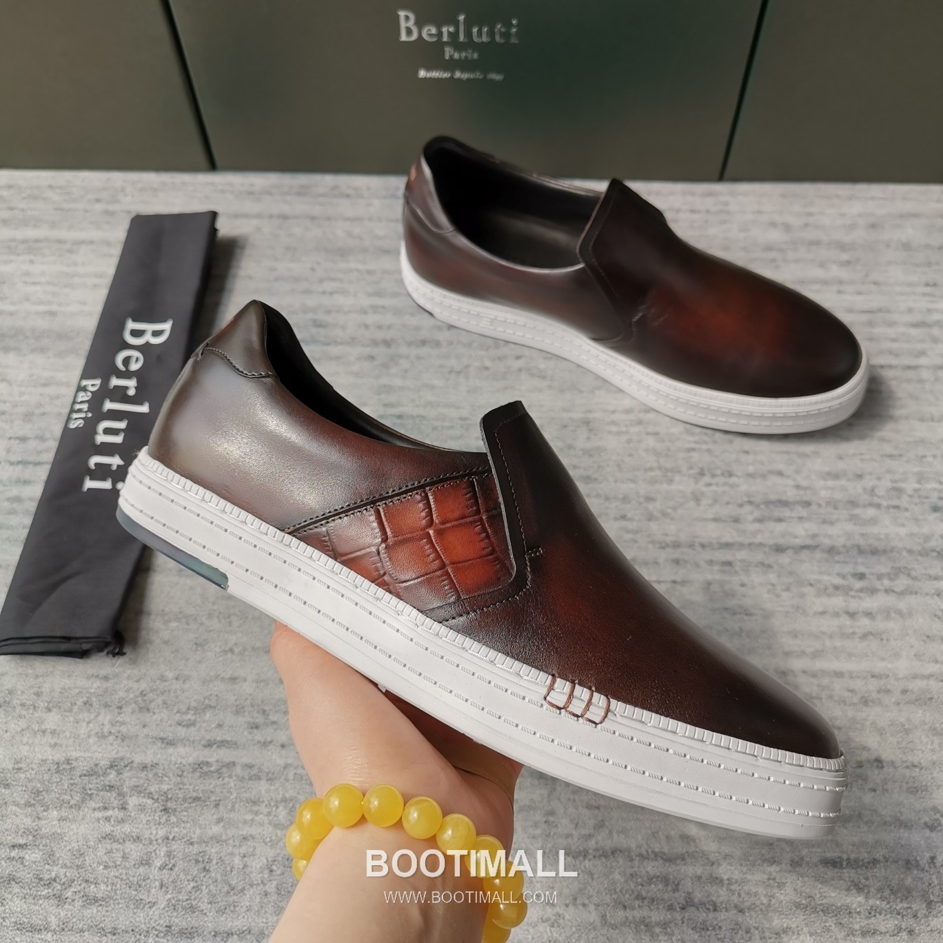 Berluti Playtime Palermo Croc Embossed Calfskin Leather Slip-On Sneakers with Scritto TPU Sole Detail 벨루티 플레이타임 팔레르모 크로크 엠보싱 카프스킨 레더 슬립온 스니커즈 3.5cm 5