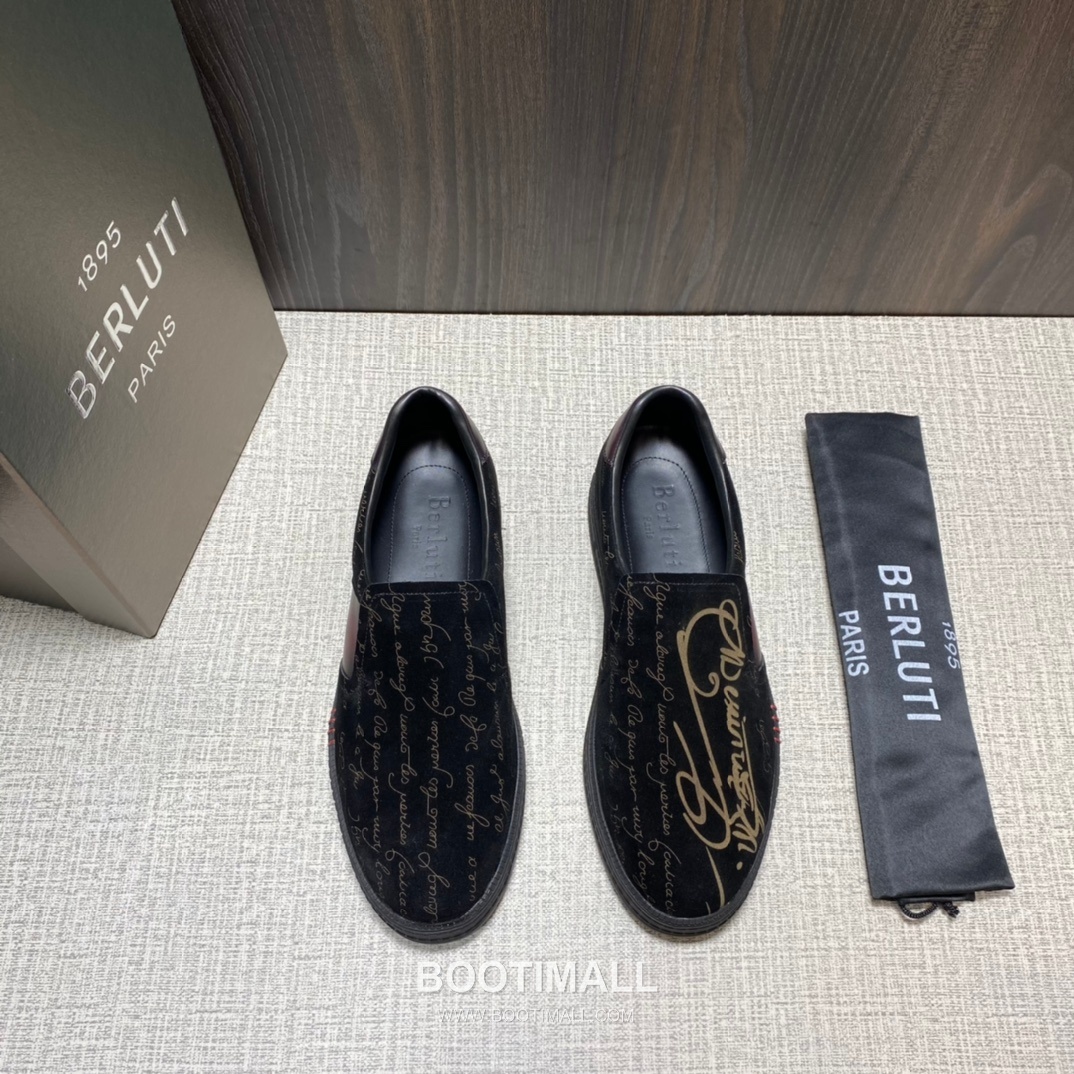 Berluti Playtime Palermo Suede Calfskin Slip-On Sneakers with Scritto TPU Sole Detail 벨루티 플레이타임 팔레르모 스웨이드 카프스킨 슬립온 스니커즈 3.5cm 1