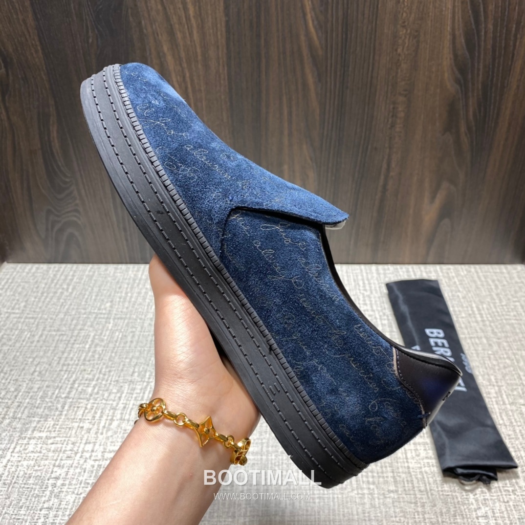 Berluti Playtime Palermo Suede Calfskin Slip-On Sneakers with Scritto TPU Sole Detail 벨루티 플레이타임 팔레르모 스웨이드 카프스킨 슬립온 스니커즈 3.5cm 8