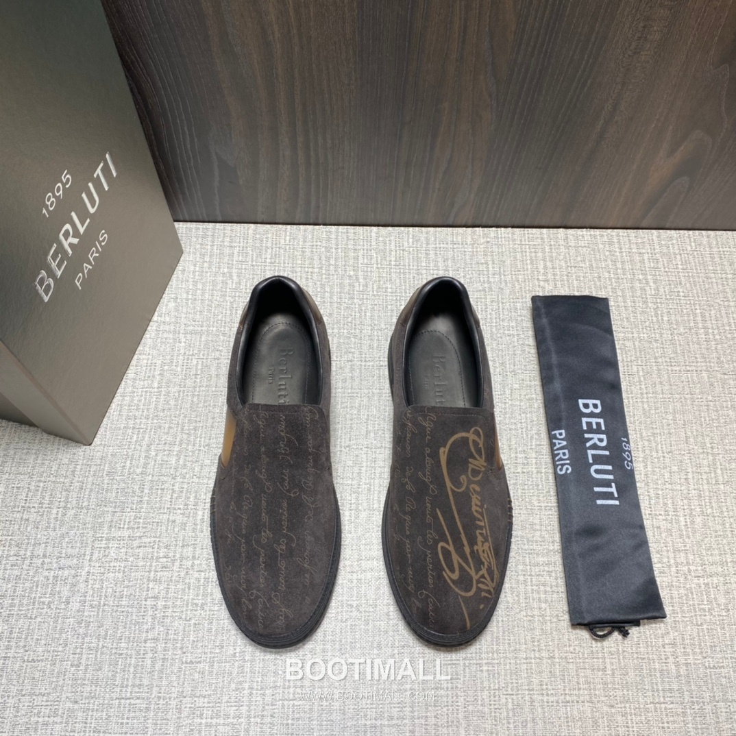 Berluti Playtime Palermo Suede Calfskin Slip-On Sneakers with Scritto TPU Sole Detail 벨루티 플레이타임 팔레르모 스웨이드 카프스킨 슬립온 스니커즈 3.5cm 1