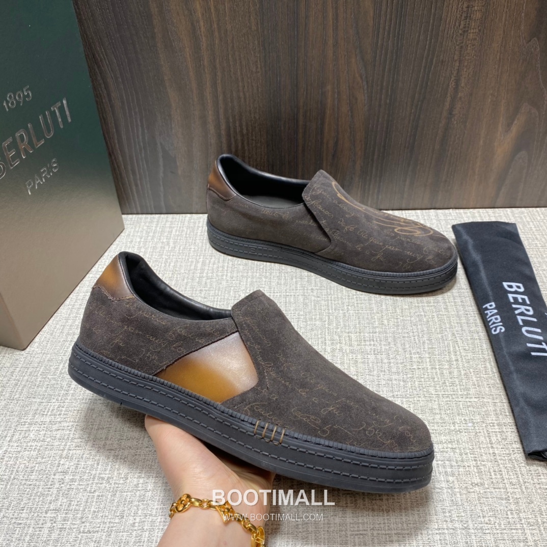 Berluti Playtime Palermo Suede Calfskin Slip-On Sneakers with Scritto TPU Sole Detail 벨루티 플레이타임 팔레르모 스웨이드 카프스킨 슬립온 스니커즈 3.5cm 3