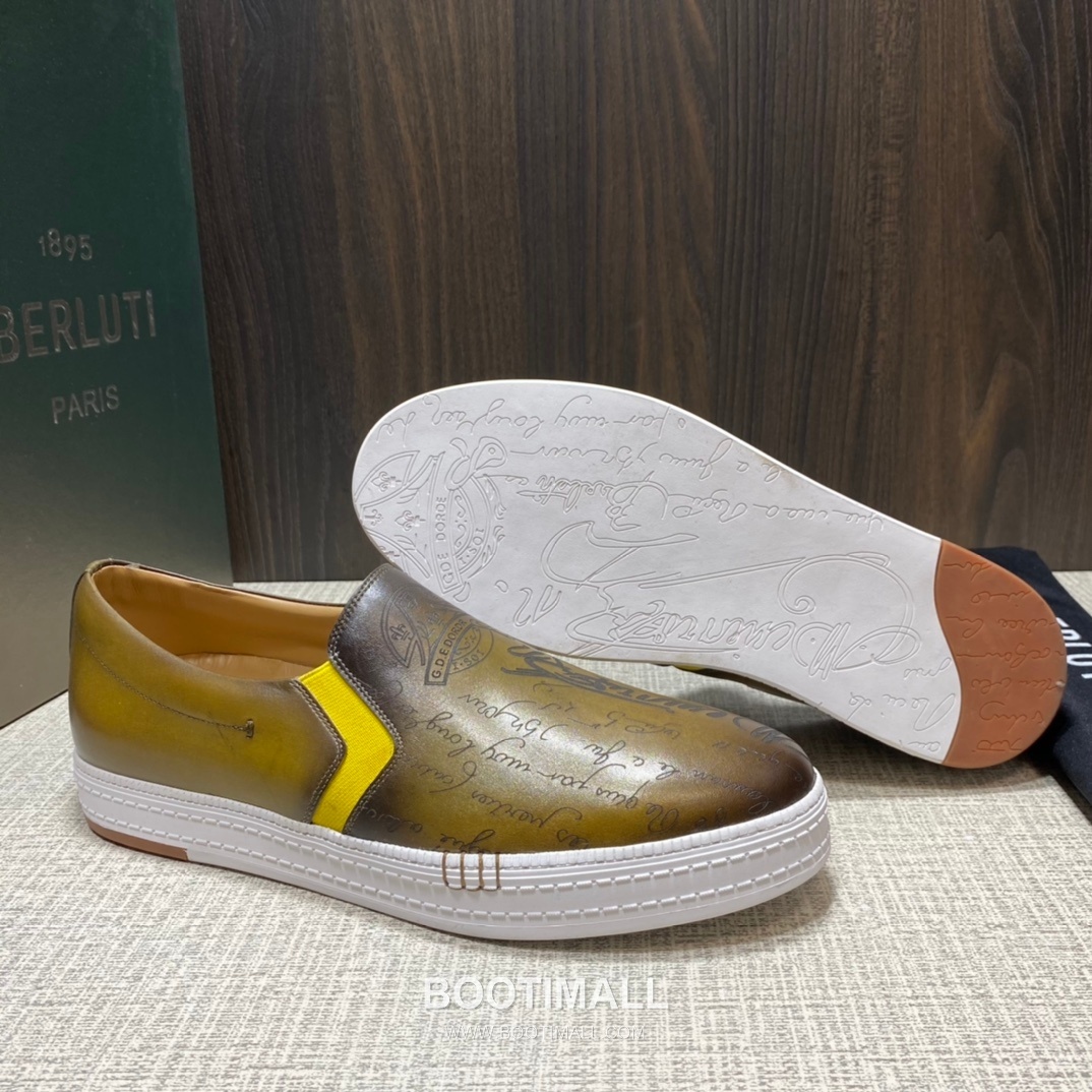 Berluti Playtime Palermo Calfskin Leather Slip-On Sneakers with Scritto TPU Sole Detail 벨루티 플레이타임 팔레르모 카프스킨 레더 슬립온 스니커즈 3.5cm 5