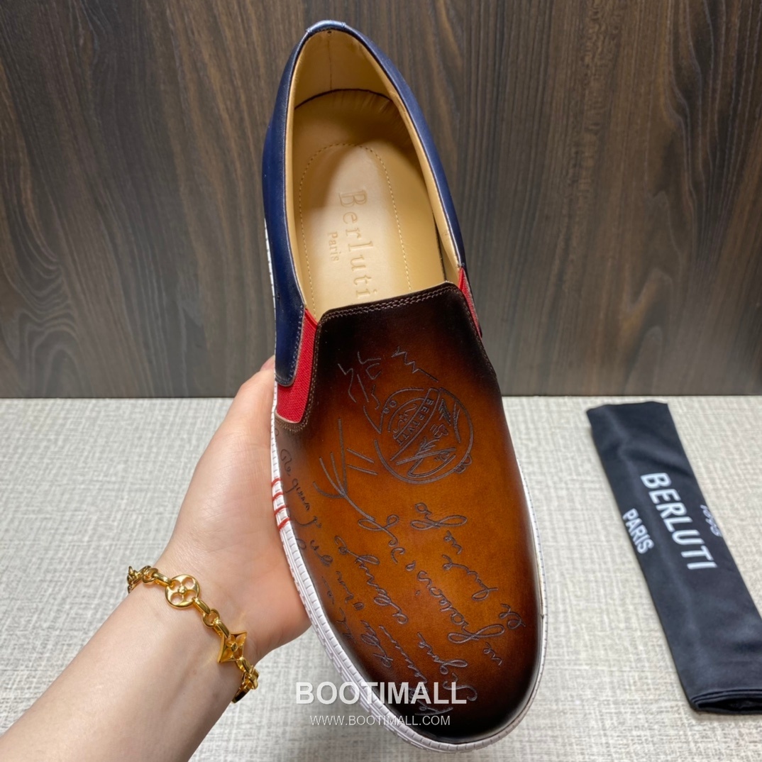 Berluti Playtime Palermo Calfskin Leather Slip-On Sneakers with Scritto TPU Sole Detail 벨루티 플레이타임 팔레르모 카프스킨 레더 슬립온 스니커즈 3.5cm 7