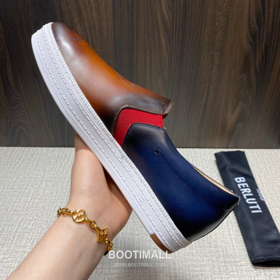 Berluti Playtime Palermo Calfskin Leather Slip-On Sneakers with Scritto TPU Sole Detail 벨루티 플레이타임 팔레르모 카프스킨 레더 슬립온 스니커즈 3.5cm 8