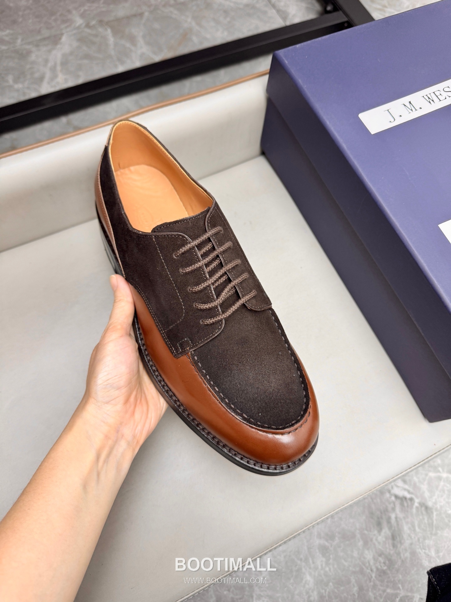 J.M.Weston Classic Calfskin Leather Lace-Up Dress Shoes with Combination Sole Detail 제이엠웨스턴 클래식 카프스킨 레더 레이스업 드레스 슈즈 2.5cm 7