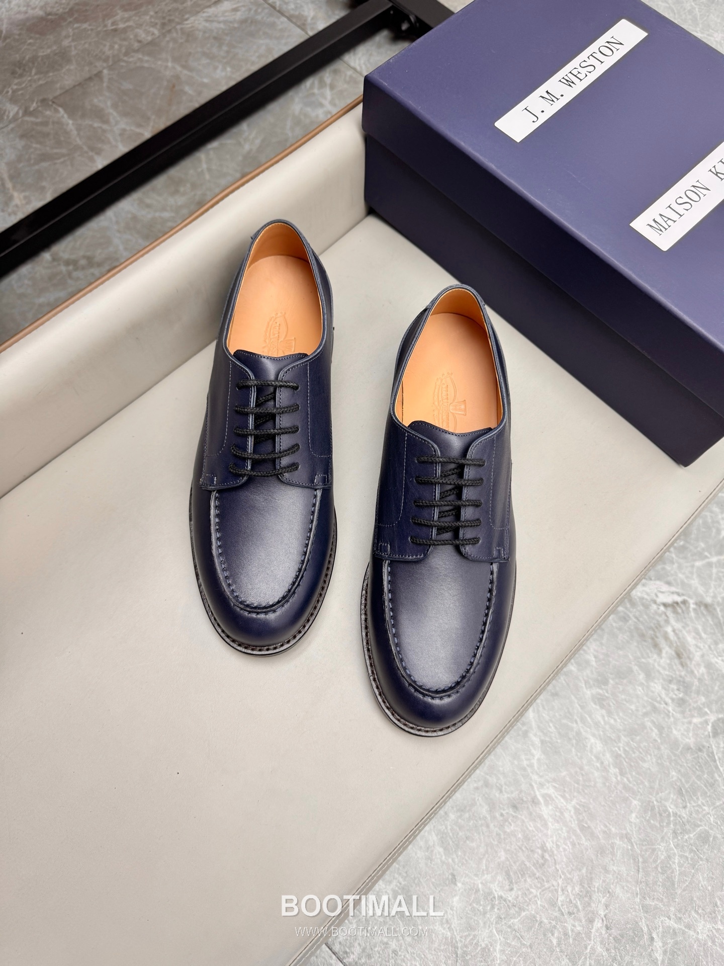 J.M.Weston Classic Calfskin Leather Lace-Up Dress Shoes with Combination Sole Detail 제이엠웨스턴 클래식 카프스킨 레더 레이스업 드레스 슈즈 2.5cm 4