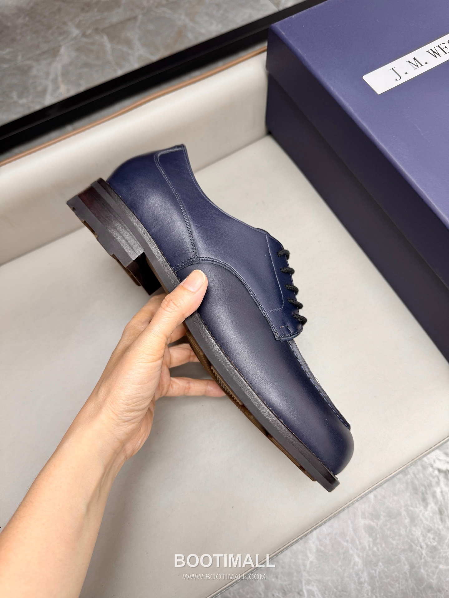 J.M.Weston Classic Calfskin Leather Lace-Up Dress Shoes with Combination Sole Detail 제이엠웨스턴 클래식 카프스킨 레더 레이스업 드레스 슈즈 2.5cm 6