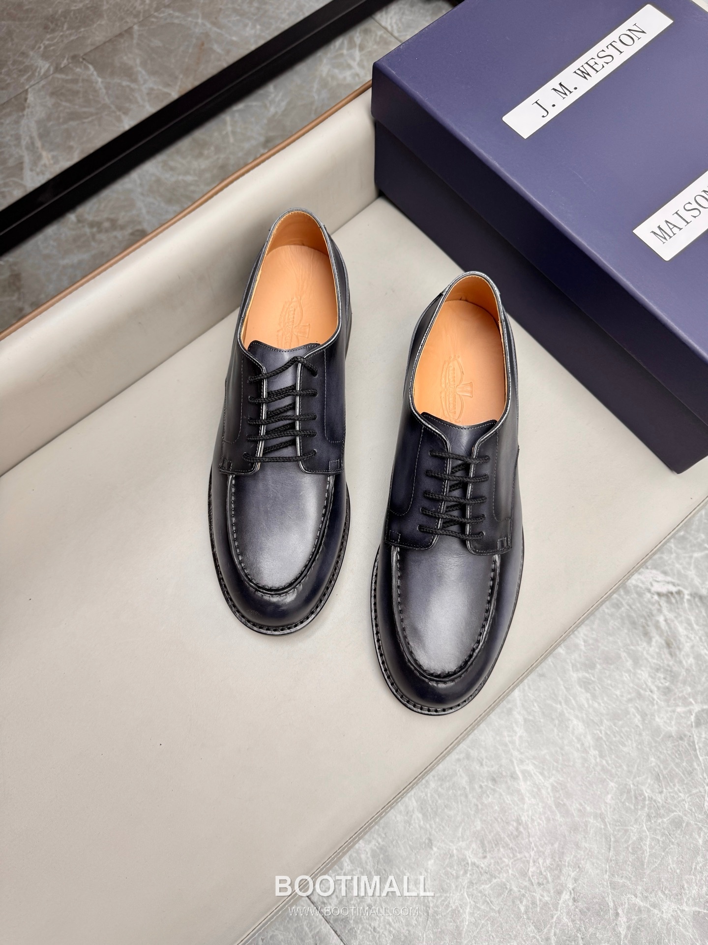 J.M.Weston Classic Calfskin Leather Lace-Up Dress Shoes with Combination Sole Detail 제이엠웨스턴 클래식 카프스킨 레더 레이스업 드레스 슈즈 2.5cm 4