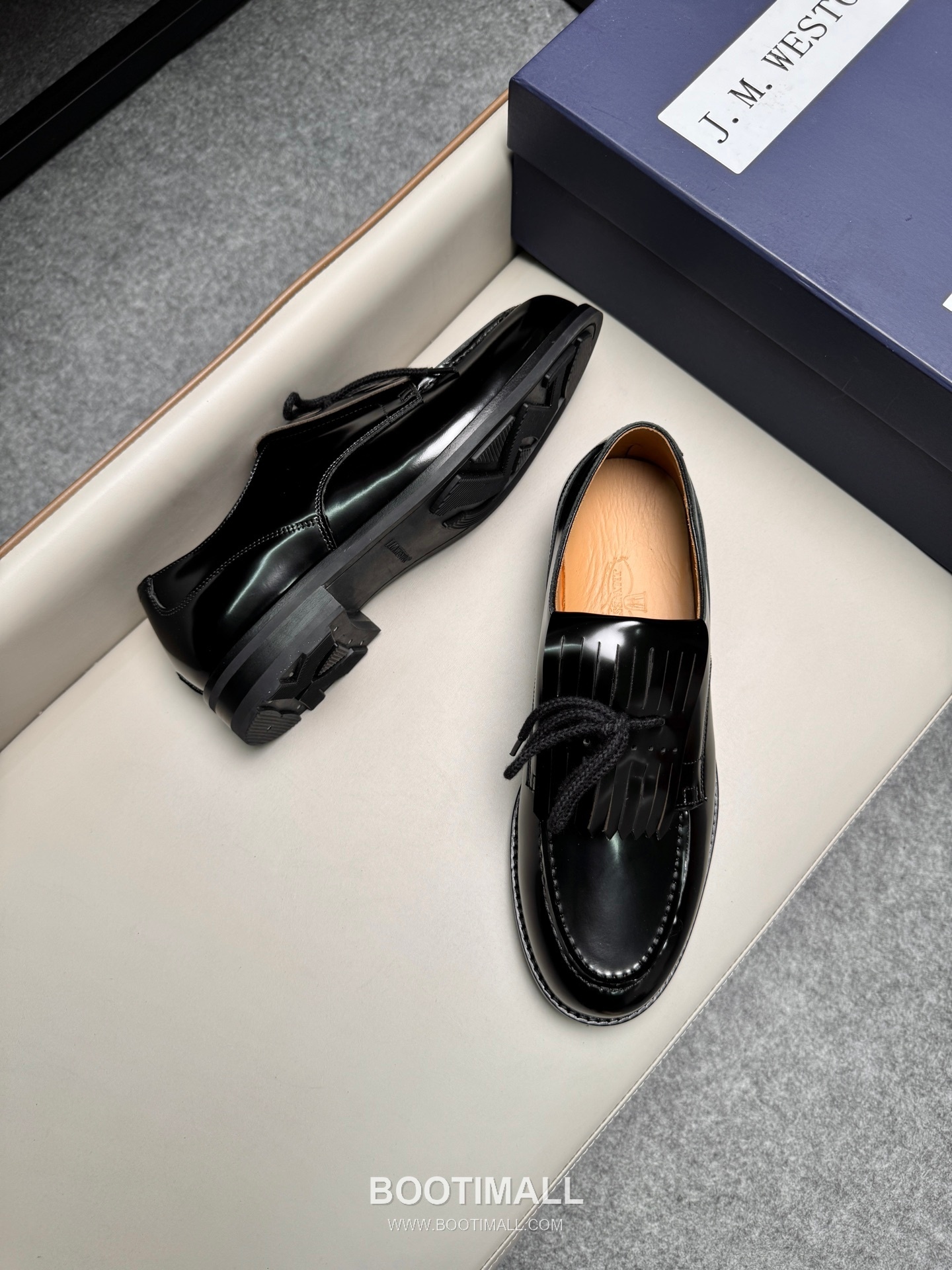 J.M.Weston Classic Calfskin Leather Lace-Up Dress Shoes with Clean Upper Detail 제이엠웨스턴 클래식 카프스킨 레더 레이스업 드레스 슈즈 2.5cm 3
