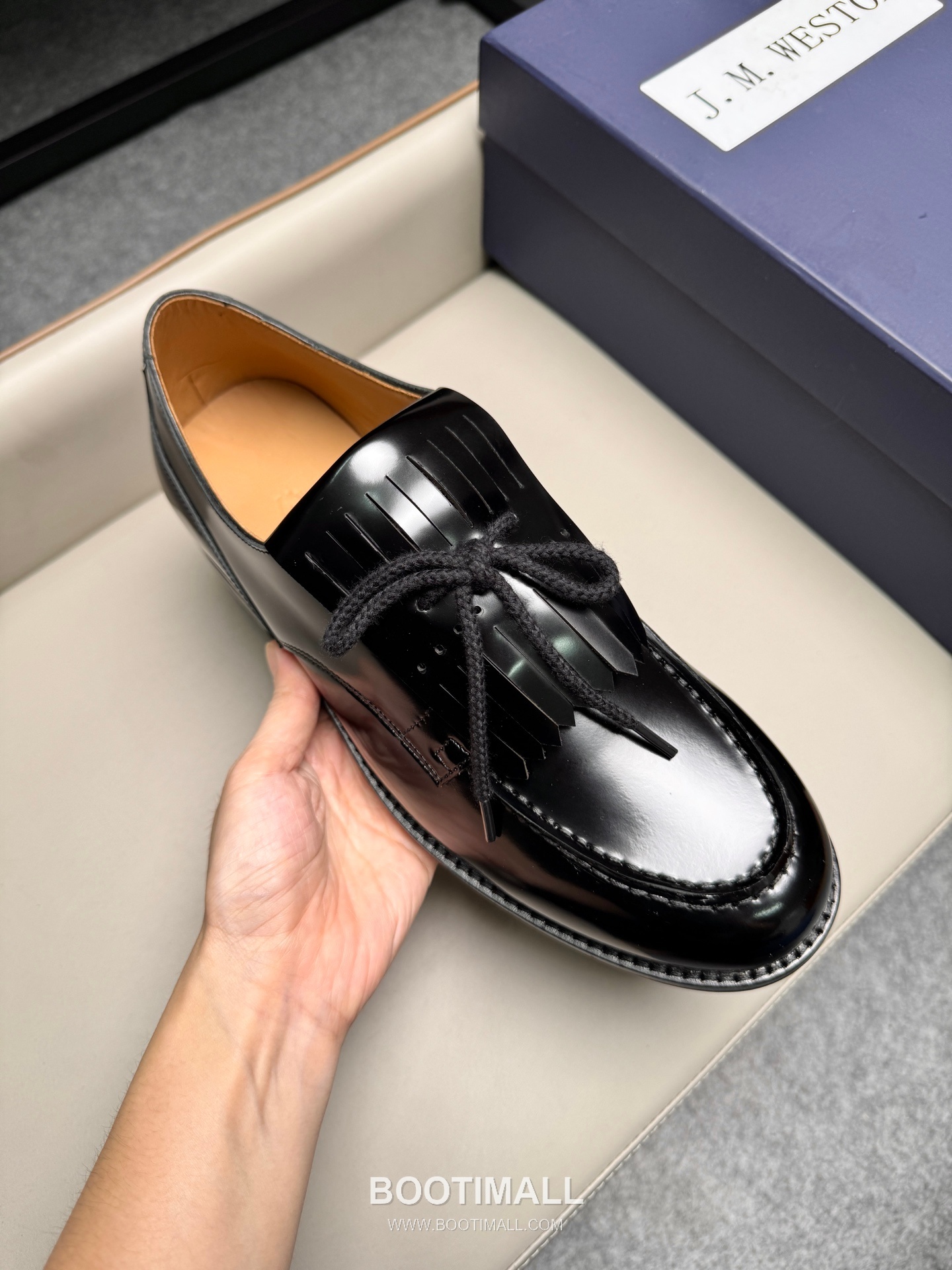 J.M.Weston Classic Calfskin Leather Lace-Up Dress Shoes with Clean Upper Detail 제이엠웨스턴 클래식 카프스킨 레더 레이스업 드레스 슈즈 2.5cm 7