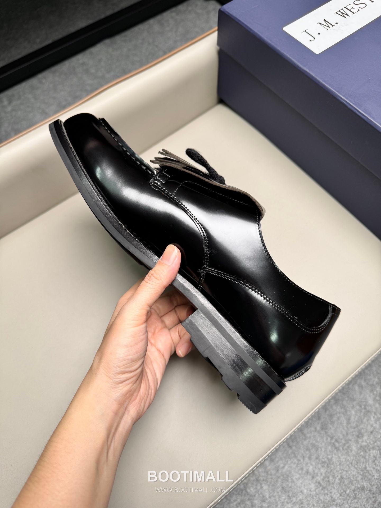 J.M.Weston Classic Calfskin Leather Lace-Up Dress Shoes with Clean Upper Detail 제이엠웨스턴 클래식 카프스킨 레더 레이스업 드레스 슈즈 2.5cm 8