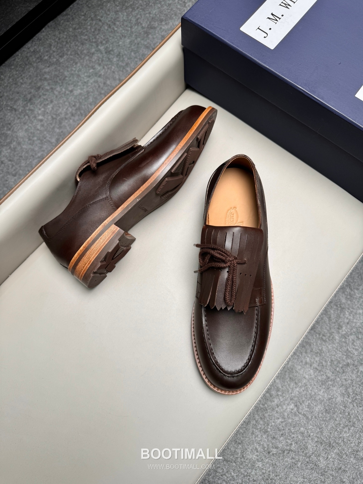 J.M.Weston Classic Calfskin Leather Lace-Up Dress Shoes with Clean Upper Detail 제이엠웨스턴 클래식 카프스킨 레더 레이스업 드레스 슈즈 2.5cm 3