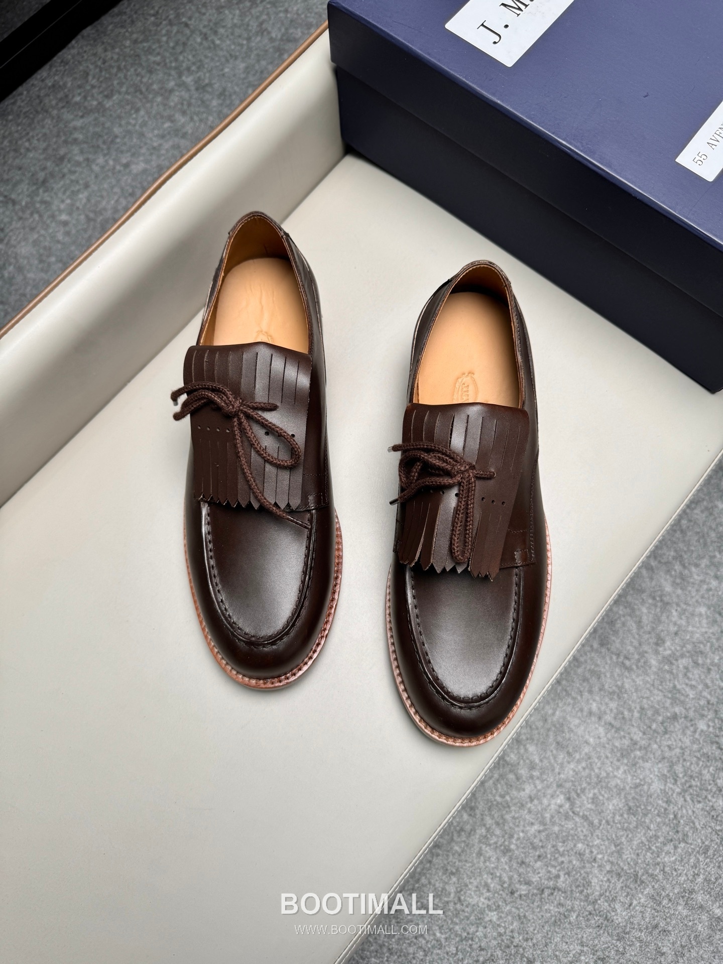 J.M.Weston Classic Calfskin Leather Lace-Up Dress Shoes with Clean Upper Detail 제이엠웨스턴 클래식 카프스킨 레더 레이스업 드레스 슈즈 2.5cm 4