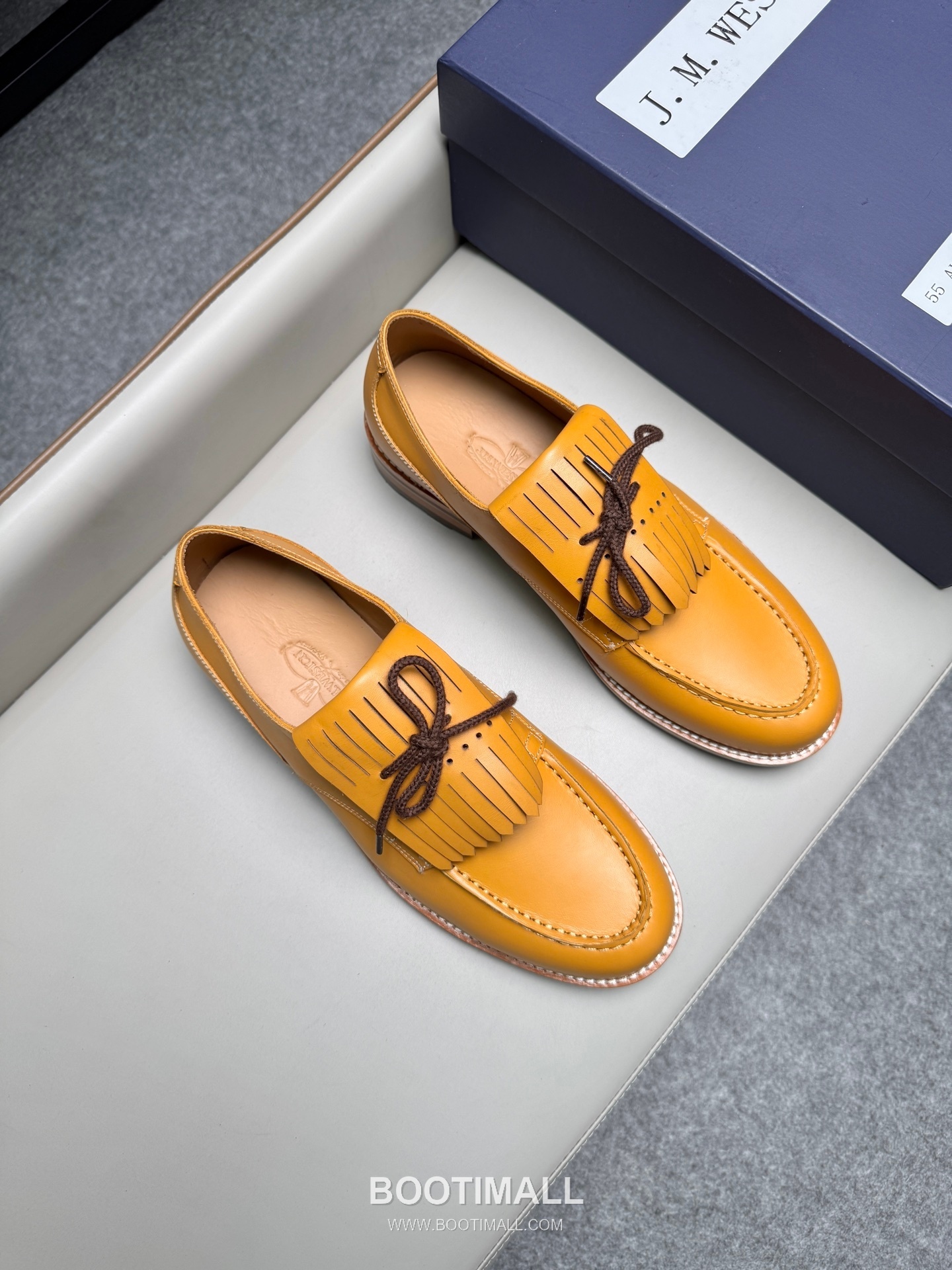 J.M.Weston Classic Calfskin Leather Lace-Up Dress Shoes with Clean Upper Detail 제이엠웨스턴 클래식 카프스킨 레더 레이스업 드레스 슈즈 2.5cm 1