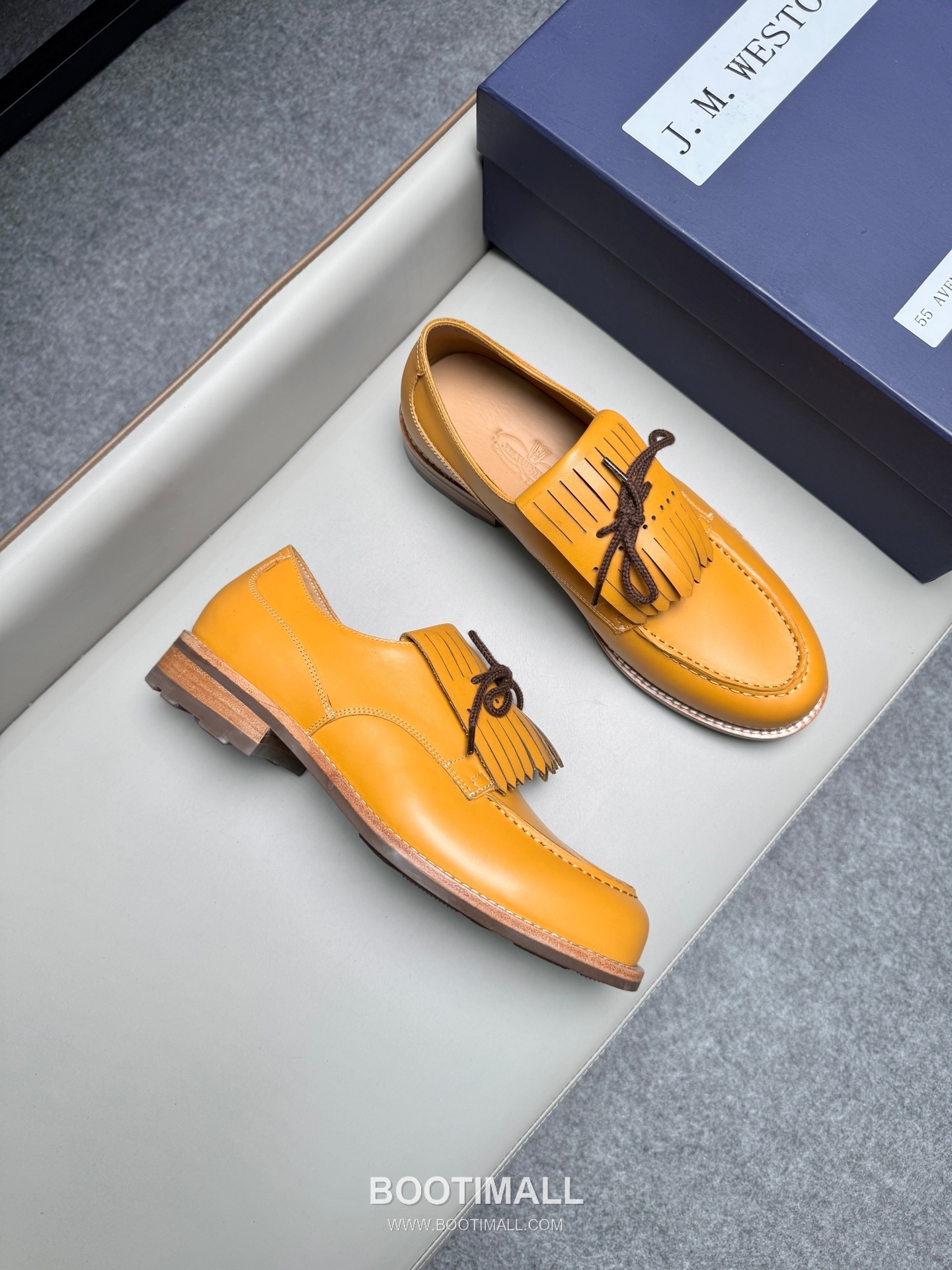J.M.Weston Classic Calfskin Leather Lace-Up Dress Shoes with Clean Upper Detail 제이엠웨스턴 클래식 카프스킨 레더 레이스업 드레스 슈즈 2.5cm 2