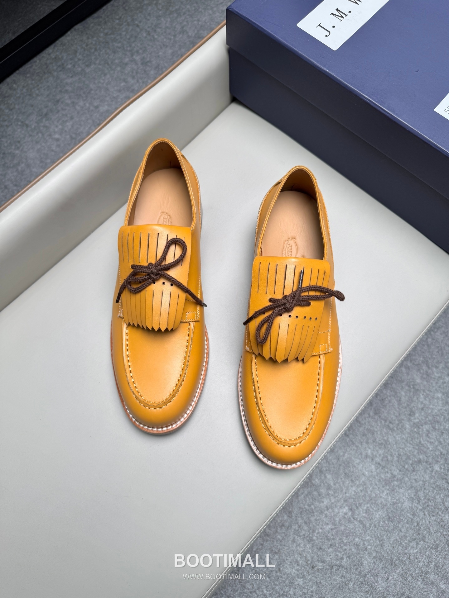 J.M.Weston Classic Calfskin Leather Lace-Up Dress Shoes with Clean Upper Detail 제이엠웨스턴 클래식 카프스킨 레더 레이스업 드레스 슈즈 2.5cm 4