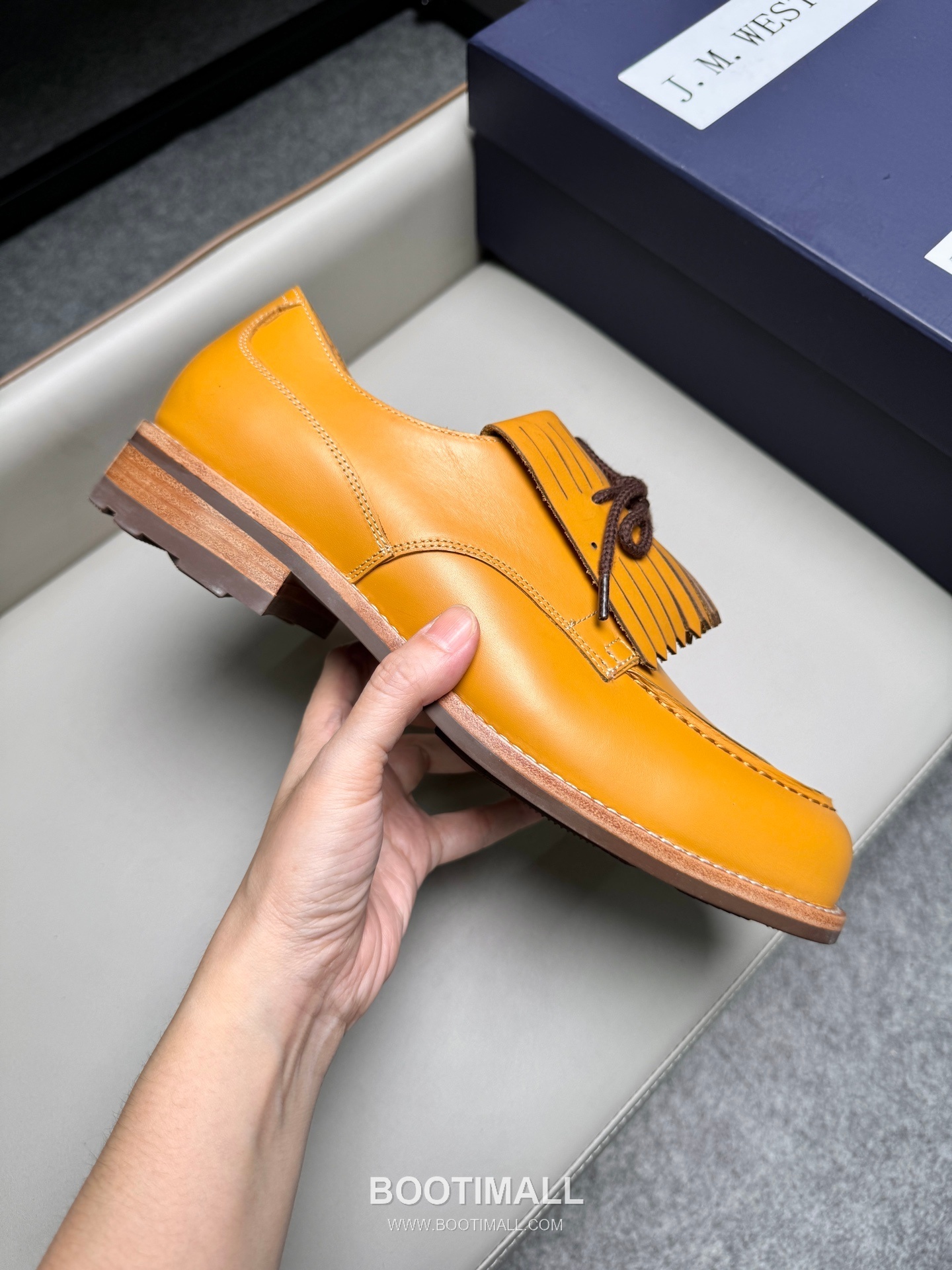 J.M.Weston Classic Calfskin Leather Lace-Up Dress Shoes with Clean Upper Detail 제이엠웨스턴 클래식 카프스킨 레더 레이스업 드레스 슈즈 2.5cm 6