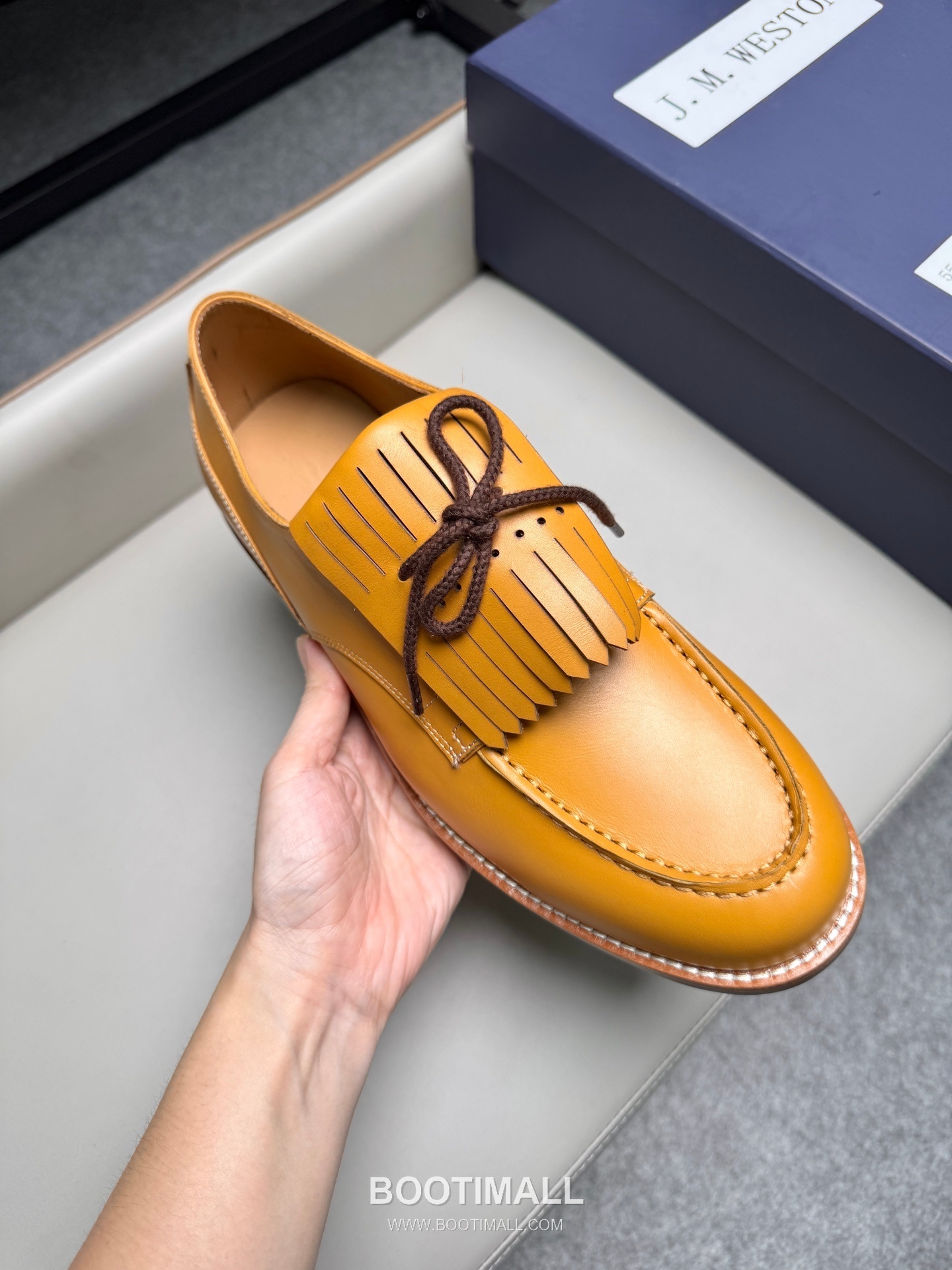 J.M.Weston Classic Calfskin Leather Lace-Up Dress Shoes with Clean Upper Detail 제이엠웨스턴 클래식 카프스킨 레더 레이스업 드레스 슈즈 2.5cm 7