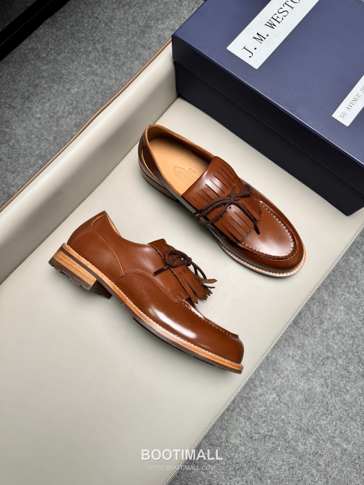 J.M.Weston Classic Calfskin Leather Lace-Up Dress Shoes with Clean Upper Detail 제이엠웨스턴 클래식 카프스킨 레더 레이스업 드레스 슈즈 2.5cm 2