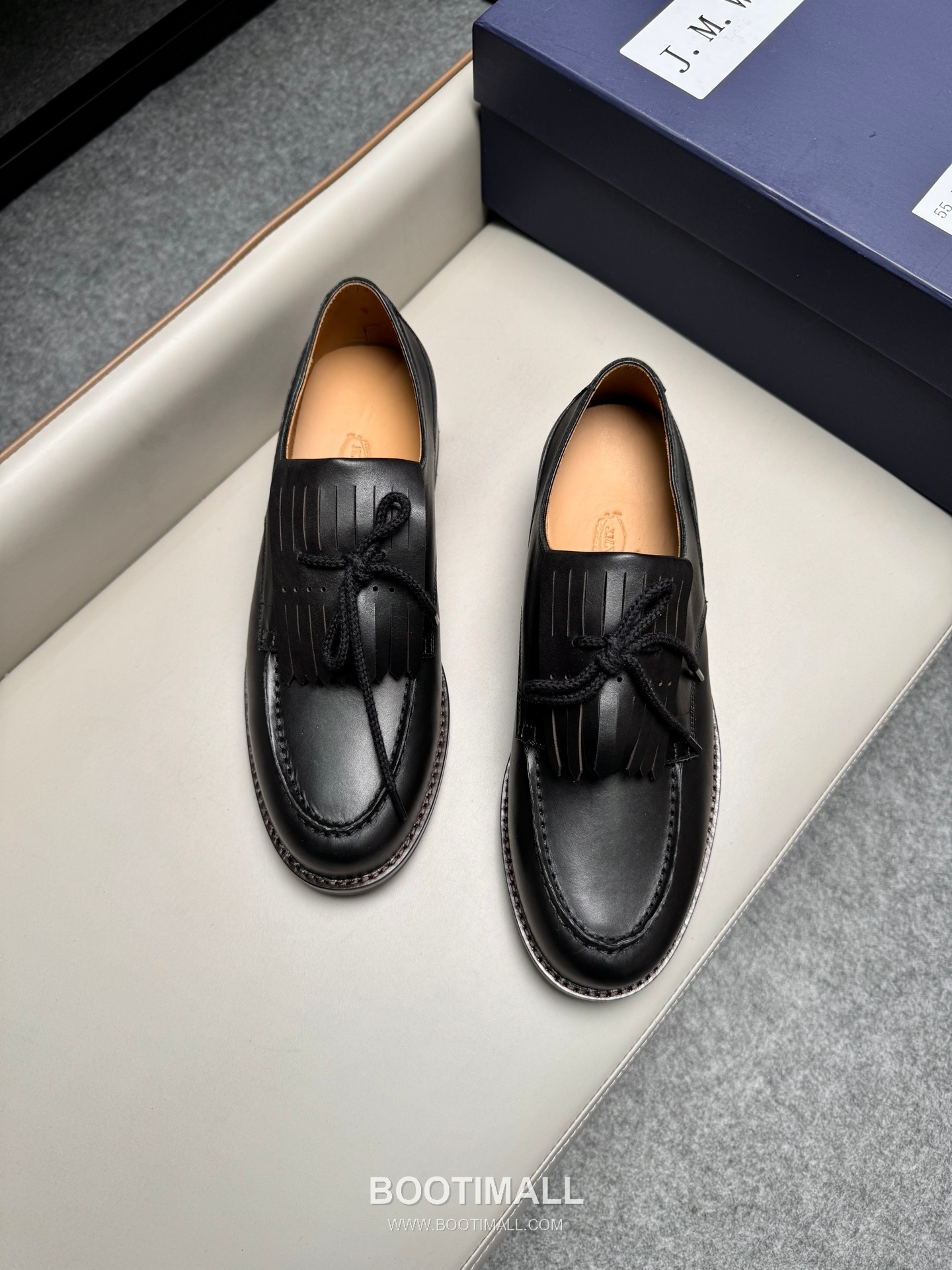 J.M.Weston Classic Calfskin Leather Lace-Up Dress Shoes with Clean Upper Detail 제이엠웨스턴 클래식 카프스킨 레더 레이스업 드레스 슈즈 2.5cm 4