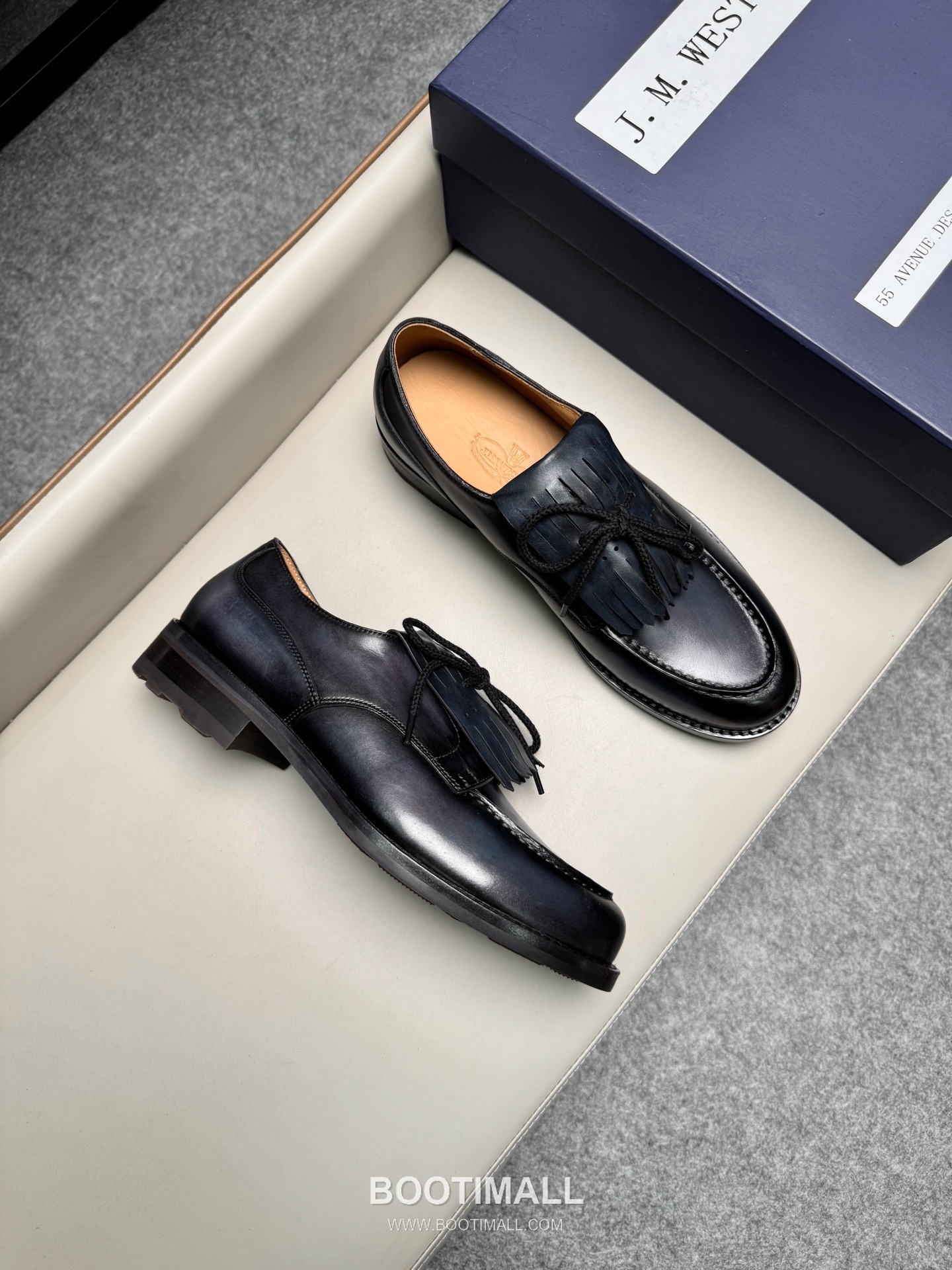J.M.Weston Classic Calfskin Leather Lace-Up Dress Shoes with Clean Upper Detail 제이엠웨스턴 클래식 카프스킨 레더 레이스업 드레스 슈즈 2.5cm 2