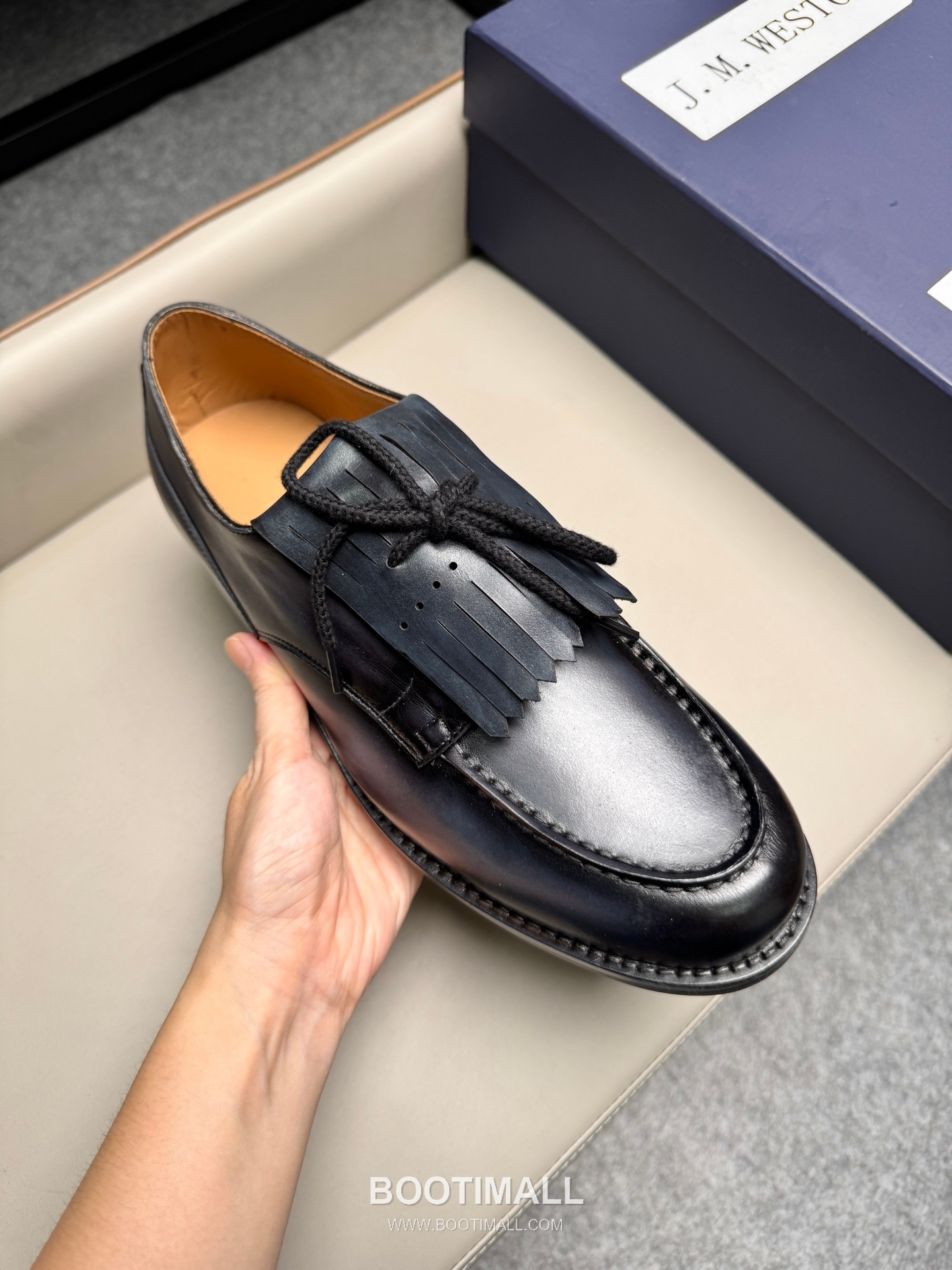 J.M.Weston Classic Calfskin Leather Lace-Up Dress Shoes with Clean Upper Detail 제이엠웨스턴 클래식 카프스킨 레더 레이스업 드레스 슈즈 2.5cm 7