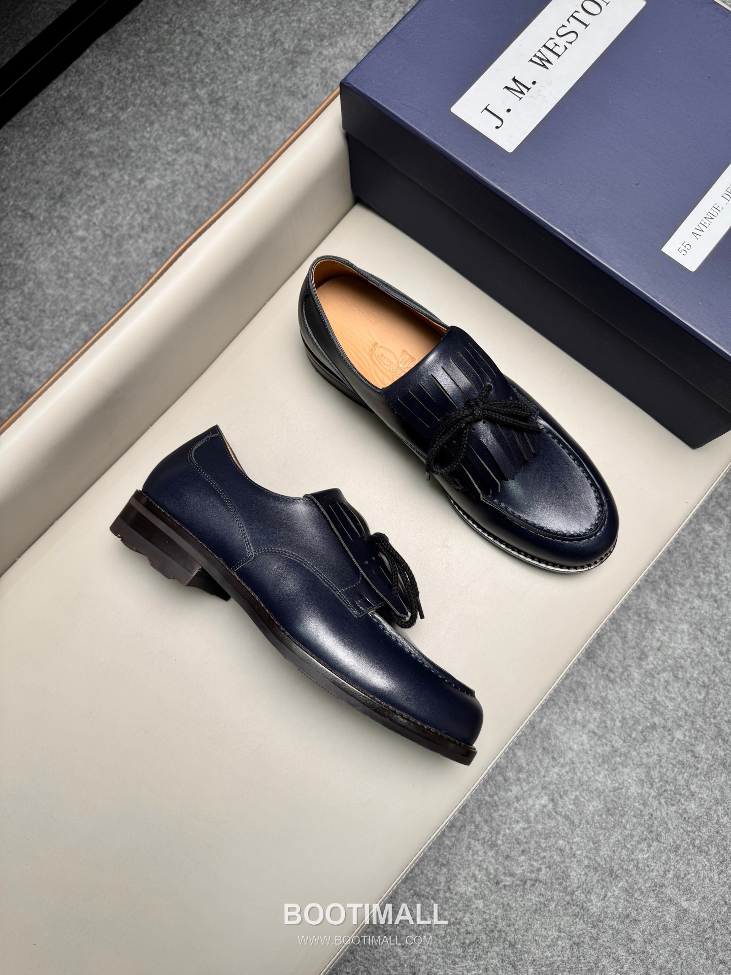 J.M.Weston Classic Calfskin Leather Lace-Up Dress Shoes with Clean Upper Detail 제이엠웨스턴 클래식 카프스킨 레더 레이스업 드레스 슈즈 2.5cm 2