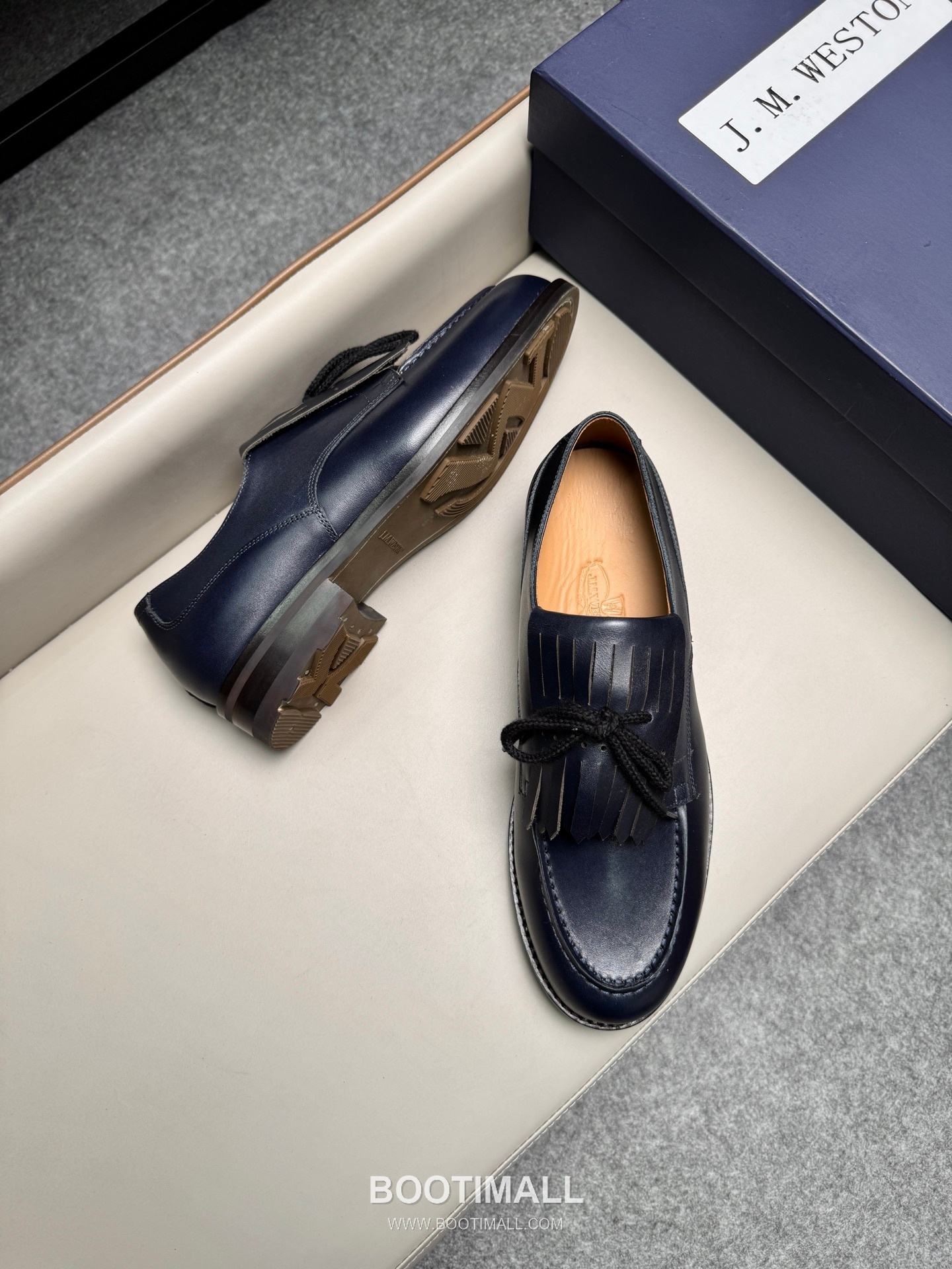 J.M.Weston Classic Calfskin Leather Lace-Up Dress Shoes with Clean Upper Detail 제이엠웨스턴 클래식 카프스킨 레더 레이스업 드레스 슈즈 2.5cm 3