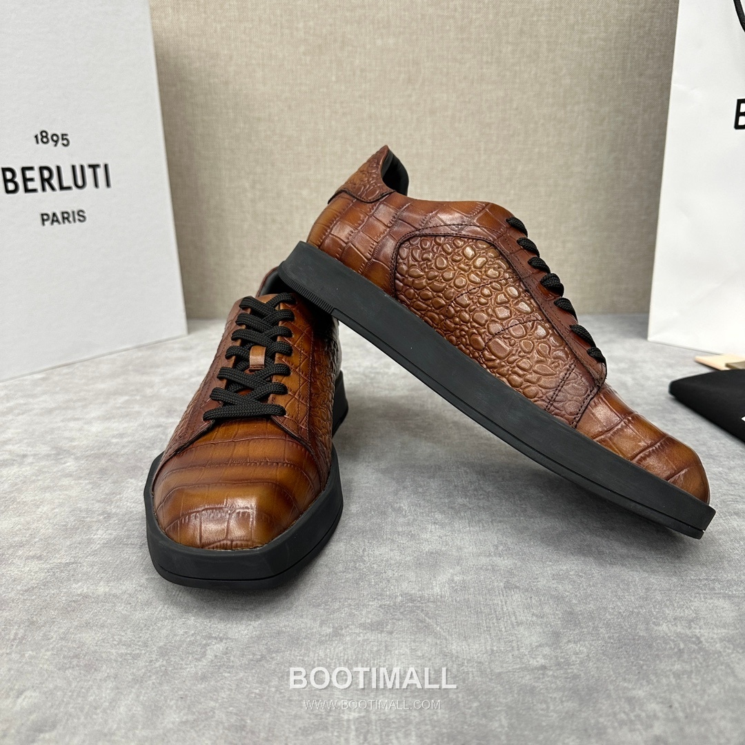 Berluti Stellar Croc Embossed Calfskin Leather Low Sneakers with Geometric TPU Sole Detail 벨루티 스텔라 크로크 엠보싱 카프스킨 레더 로우 스니커즈 3.5cm 4