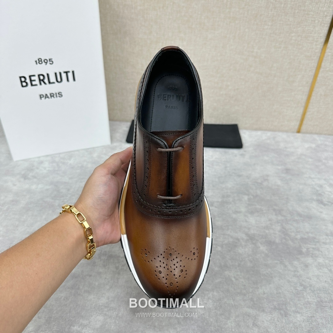 Berluti Fast Track Calfskin Leather Runner Sneakers with Scritto TPU Sole Detail 벨루티 패스트트랙 카프스킨 레더 러너 스니커즈 3.5cm 5
